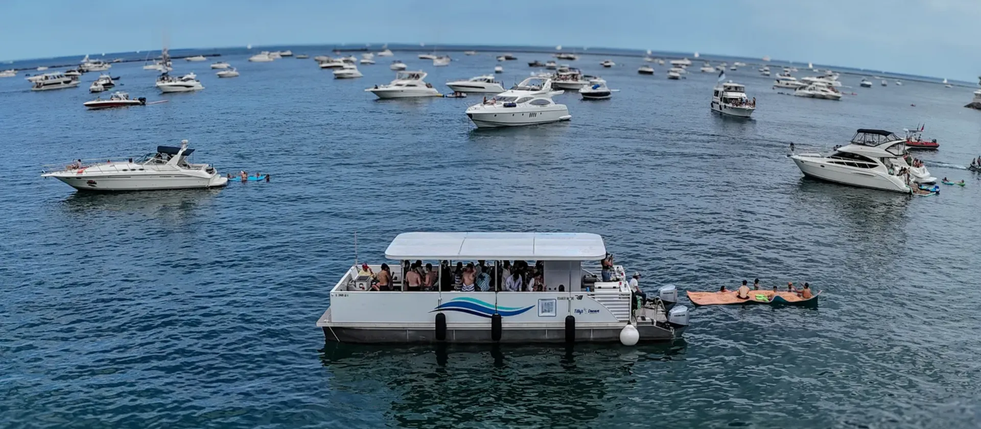 Pontoon Roamer in Chicago, IL — photo 4