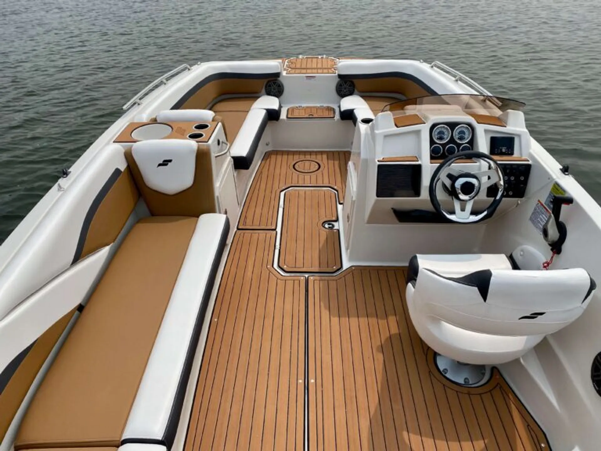 STARCRAFT MARINE SVX 191 OB in Sarasota, FL — photo 6
