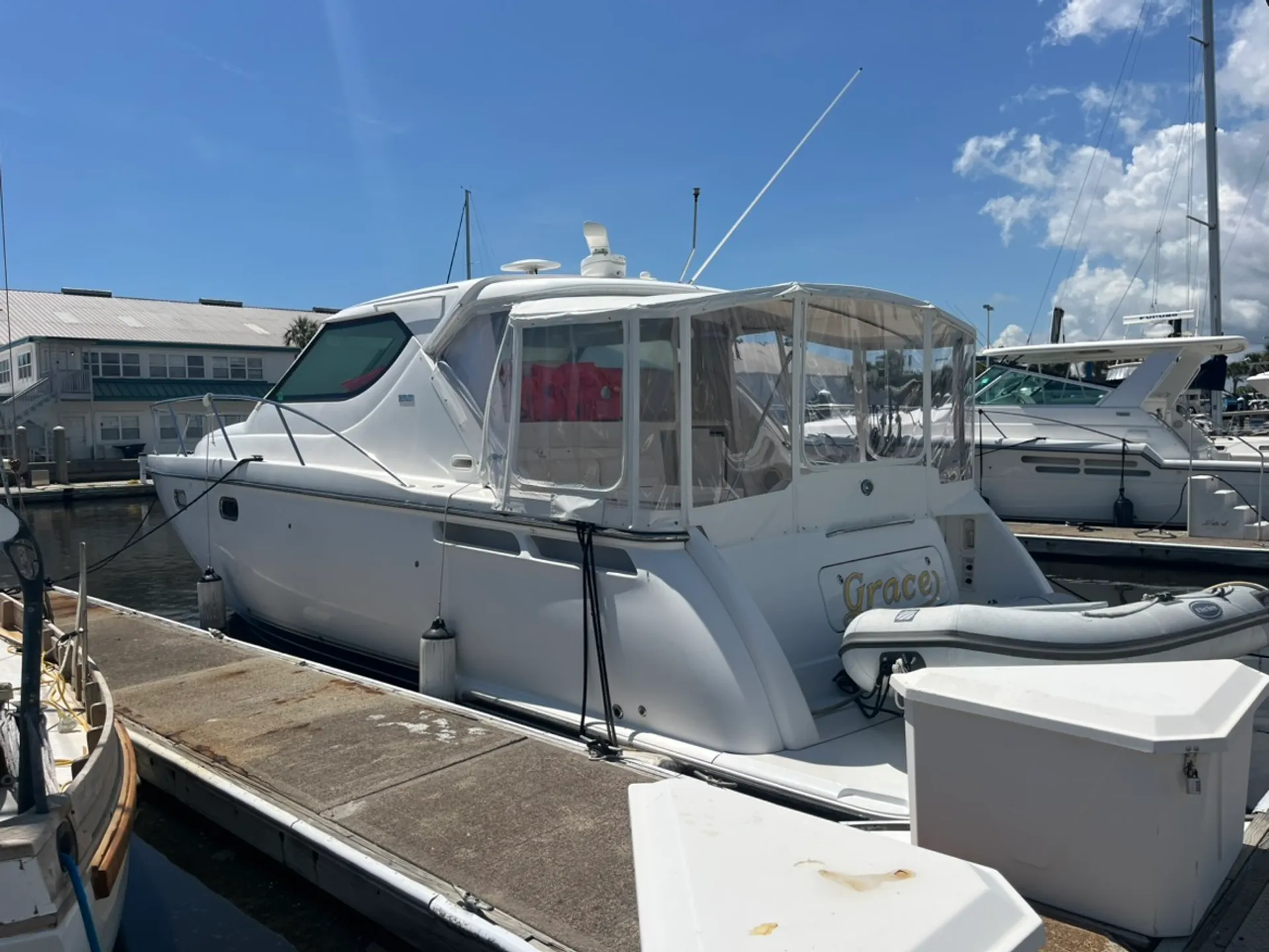 Grace - 4300 Tiara Sovereign 