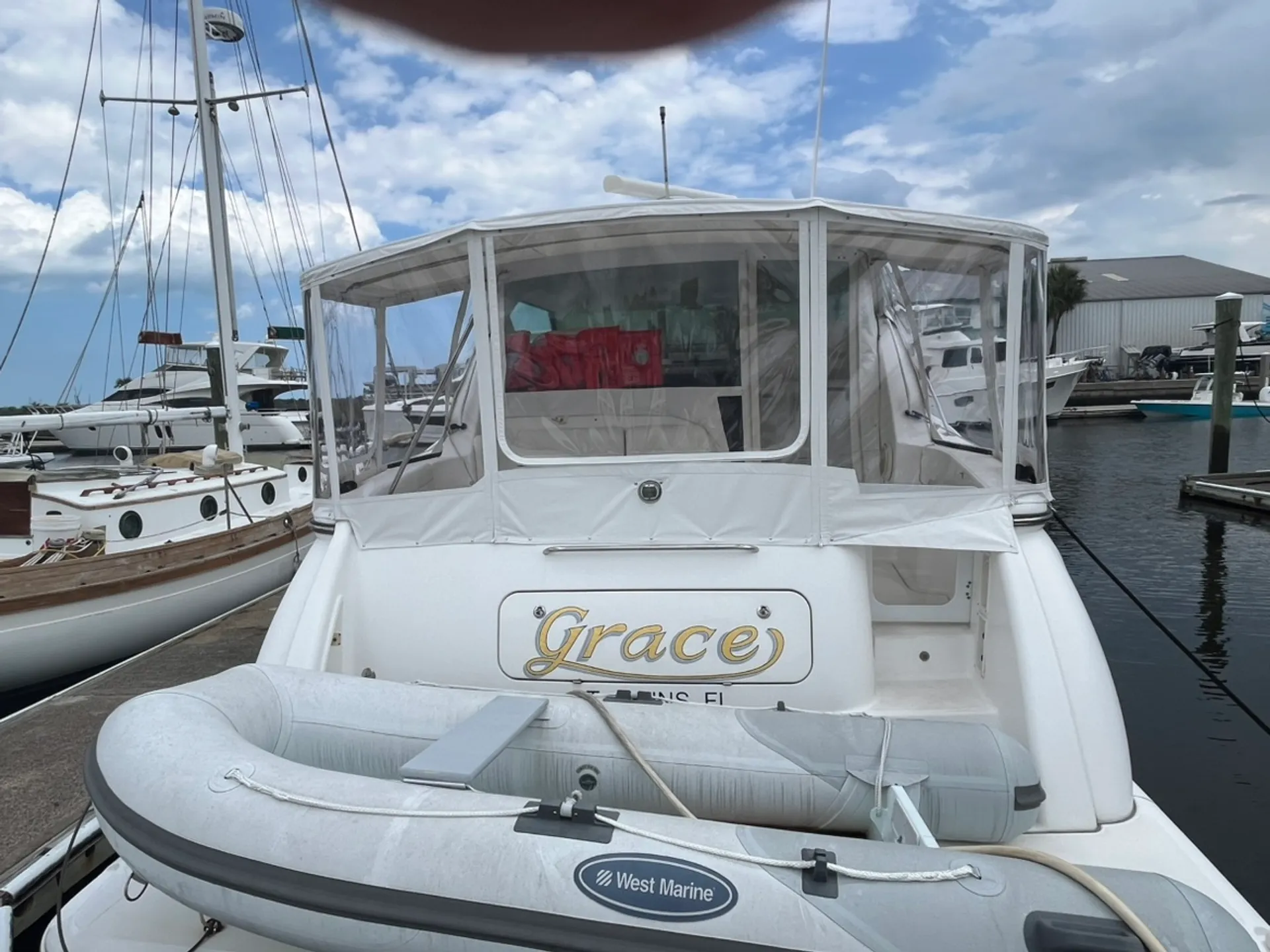 Grace - 4300 Tiara Sovereign 