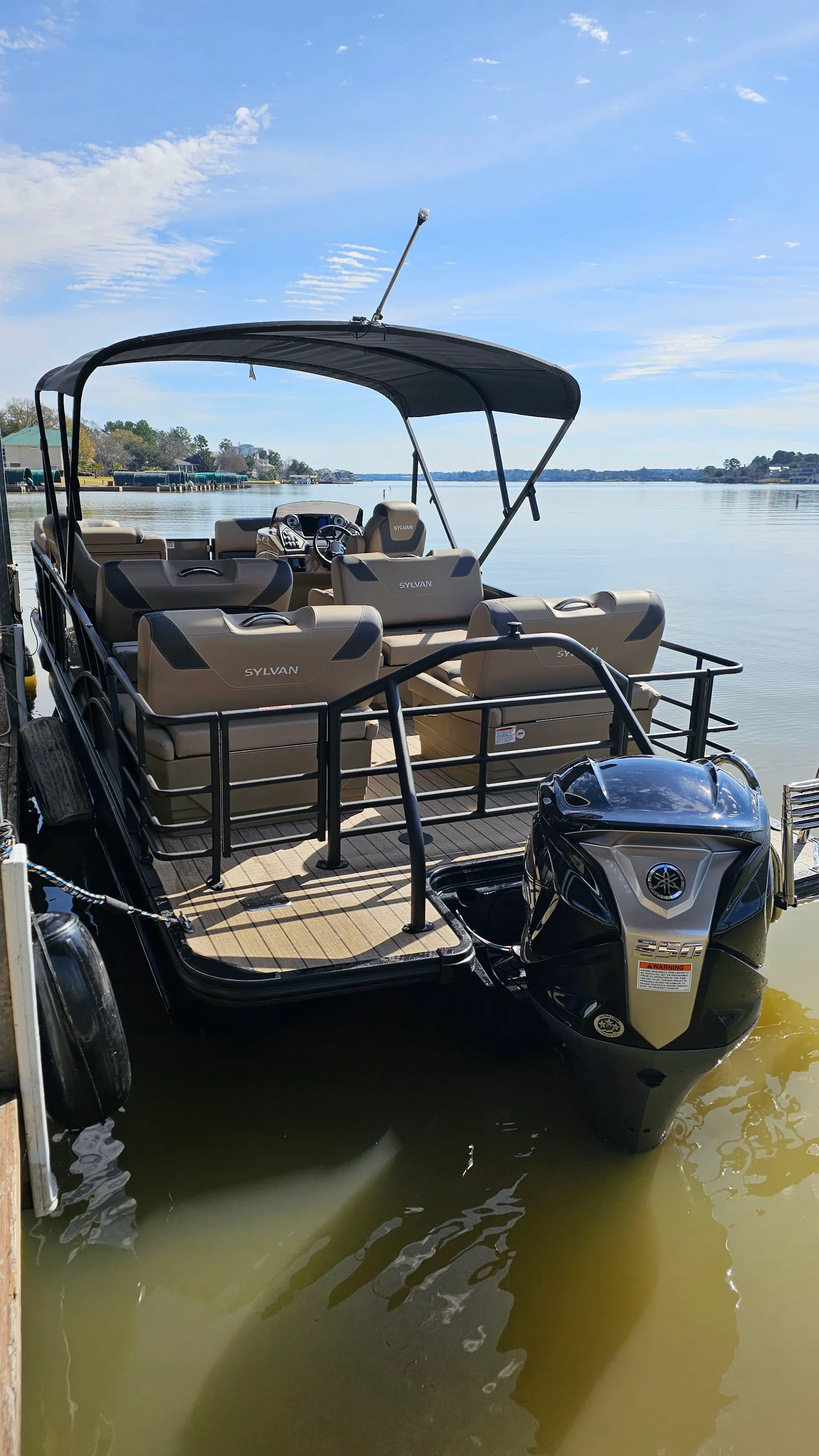 2025 Sylvan 24' Tritoon 12 People 250HP