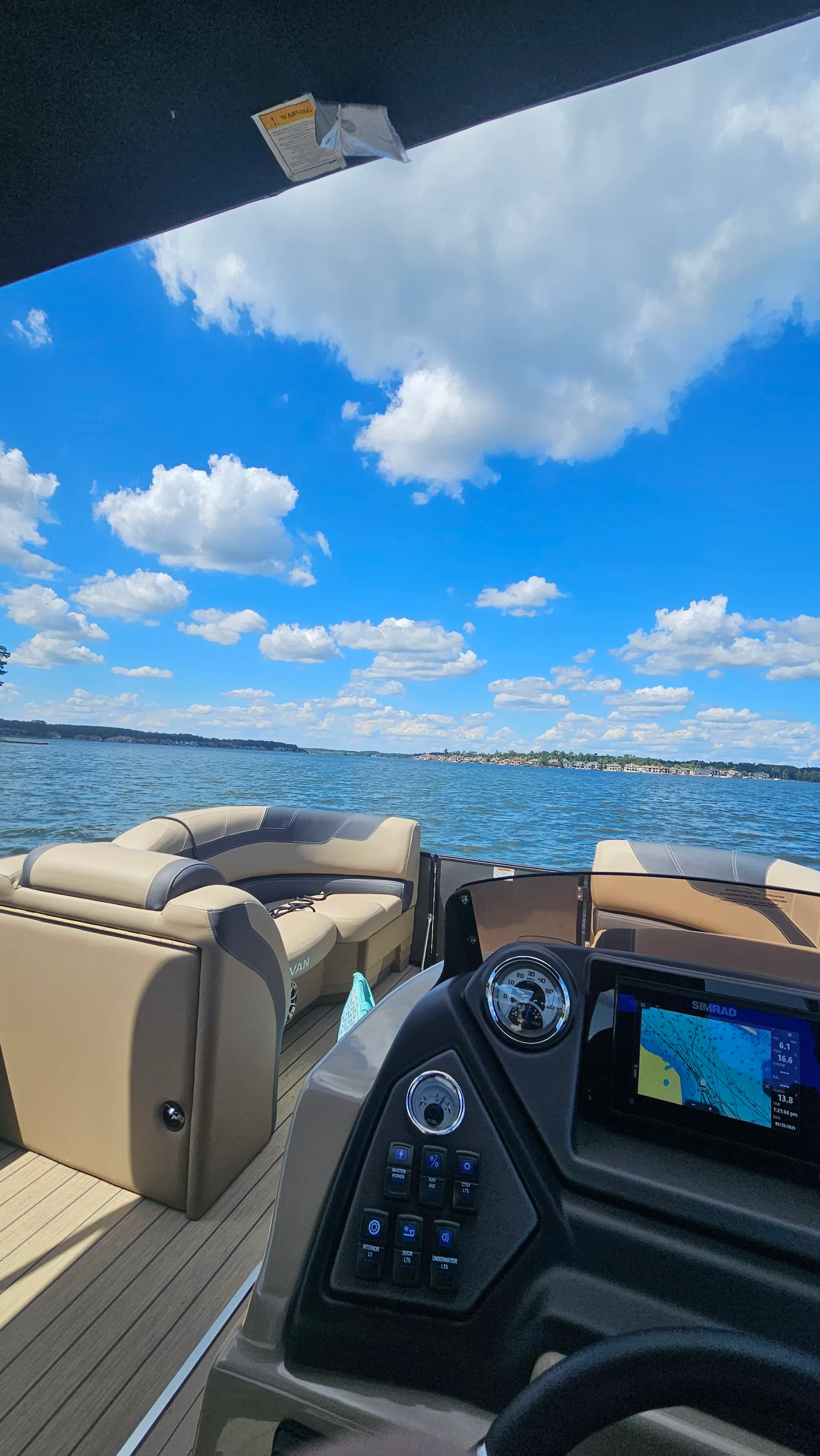 2025 Sylvan 24' Tritoon 12 People 250HP