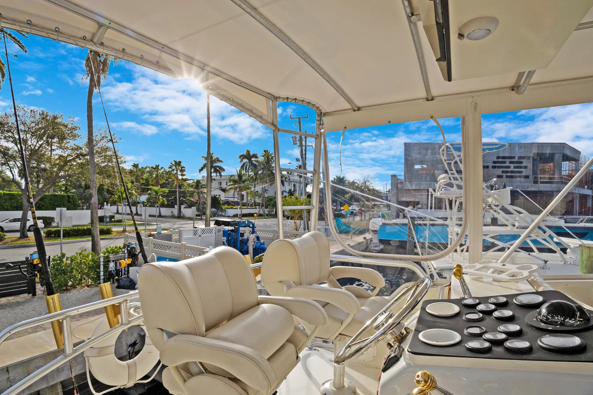 Ocean Yachts 40 Super Sport in Fort Lauderdale, FL — photo 6