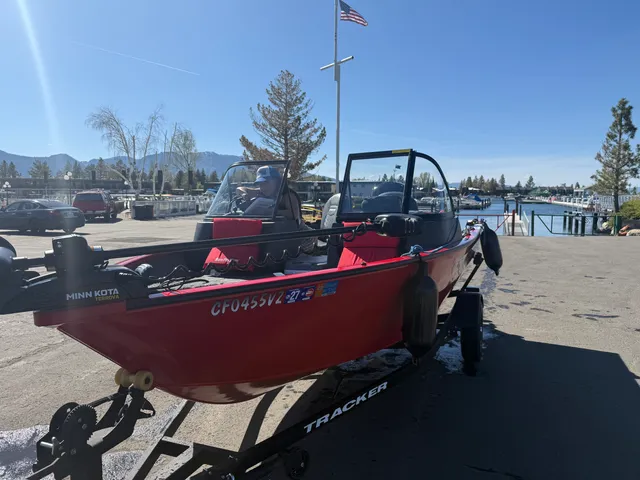 Rent a TRACKER BY TRACKER MARINE fish and ski in Lincoln, CA near me