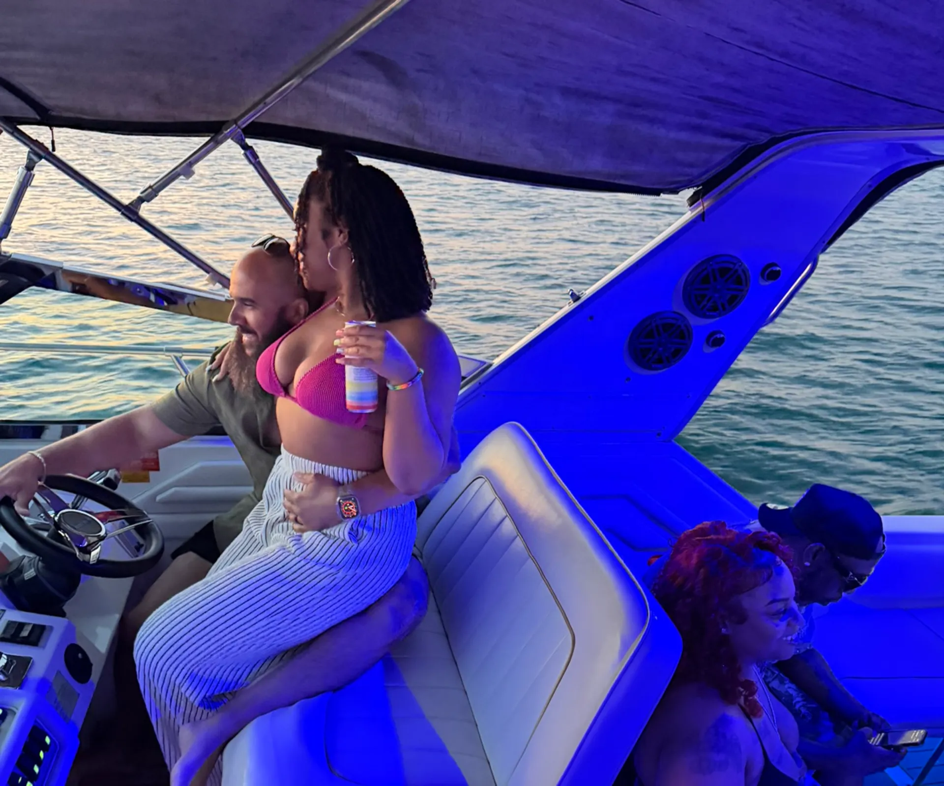 Chicago Skyline Luxe — 40-Foot Private Yacht