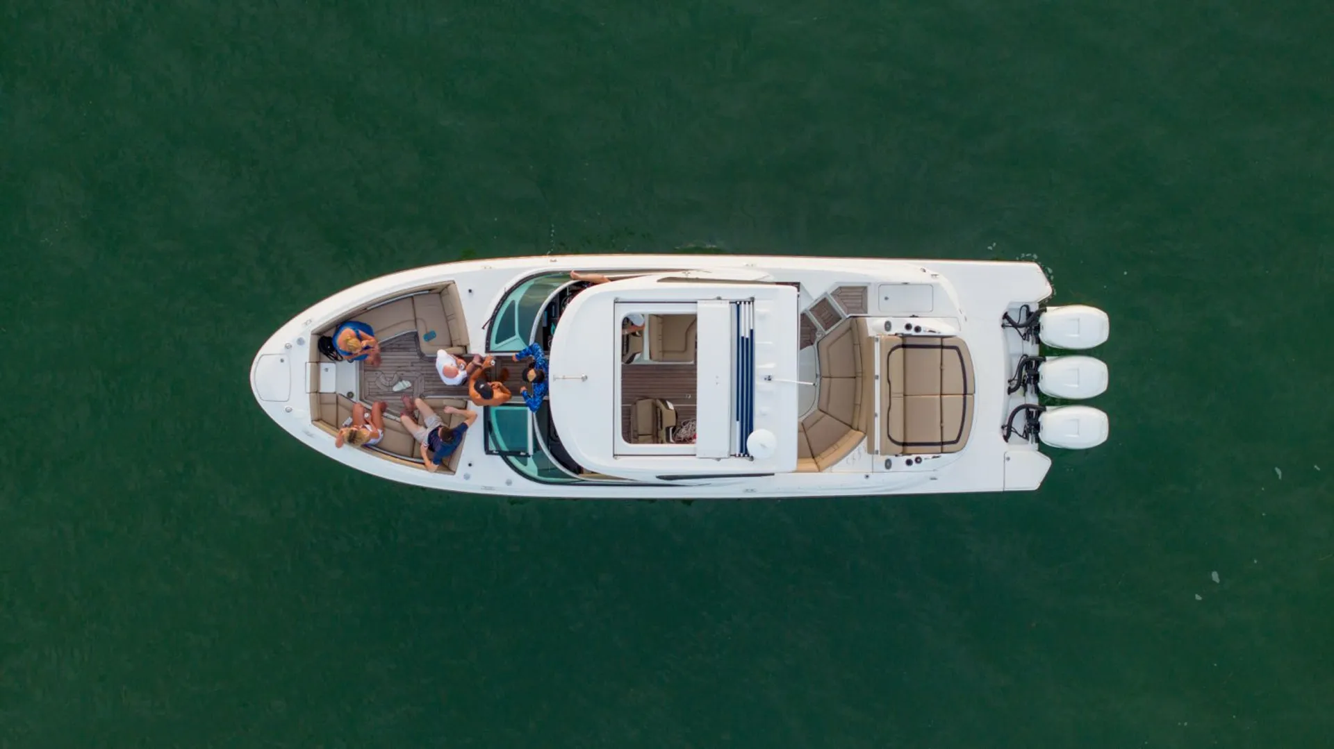SEA RAY BOATS 350 SLX in Miami, FL