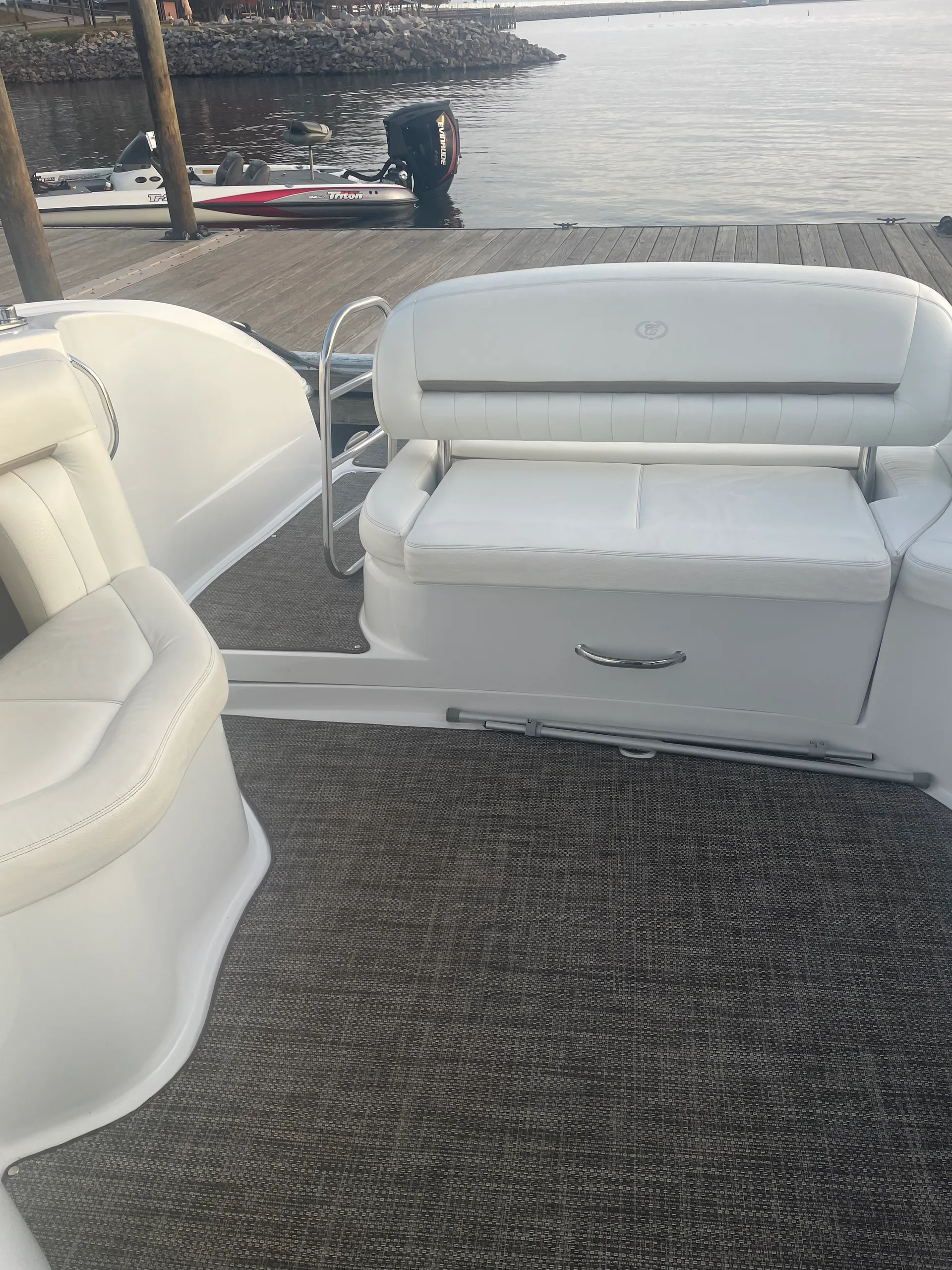 Romantic Cobalt Escape — 34’9” Cobalt 323 on Lake Murray