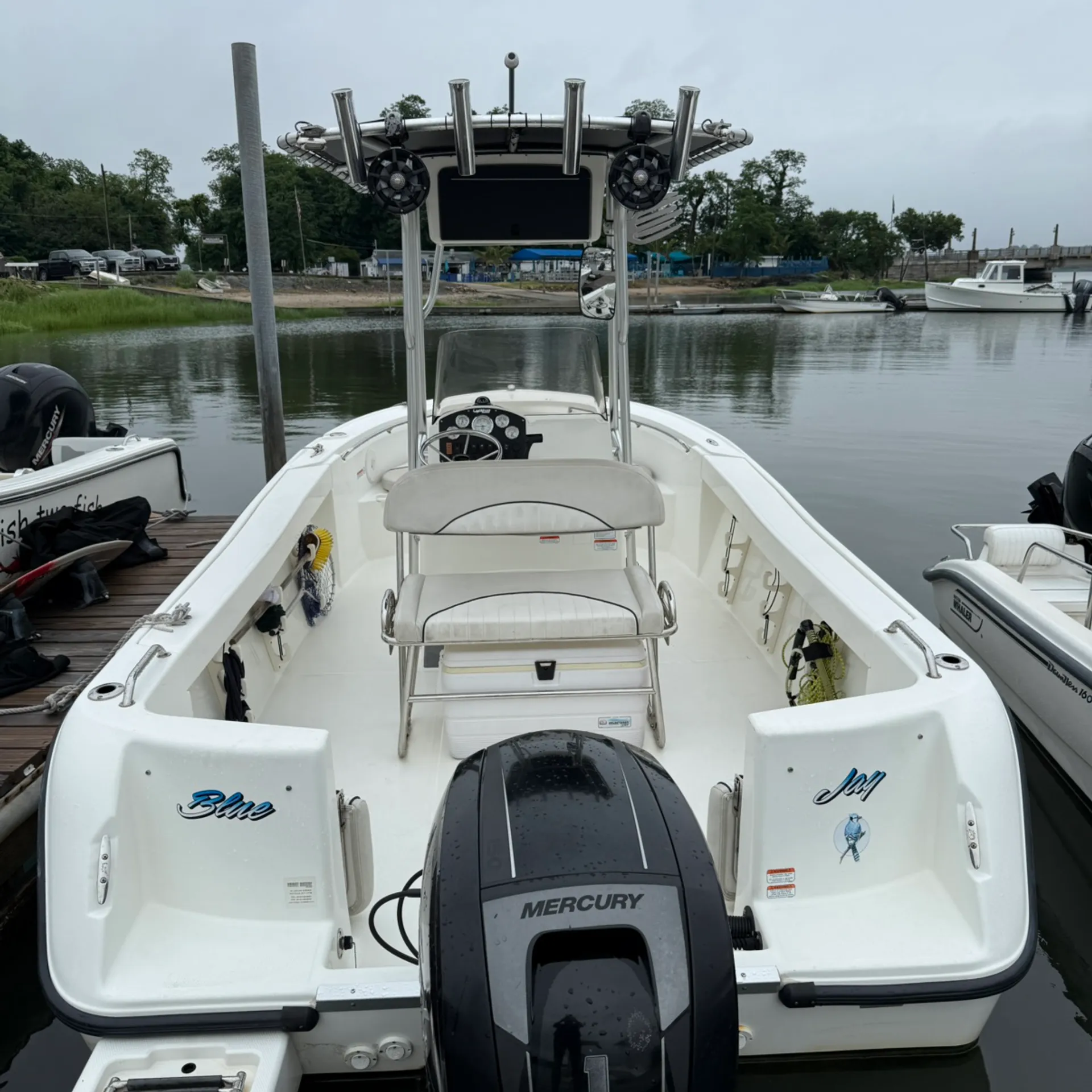 MAKO MARINE 204 CC W/150XL 4-S W/TRLR in Oyster Bay, NY — photo 8