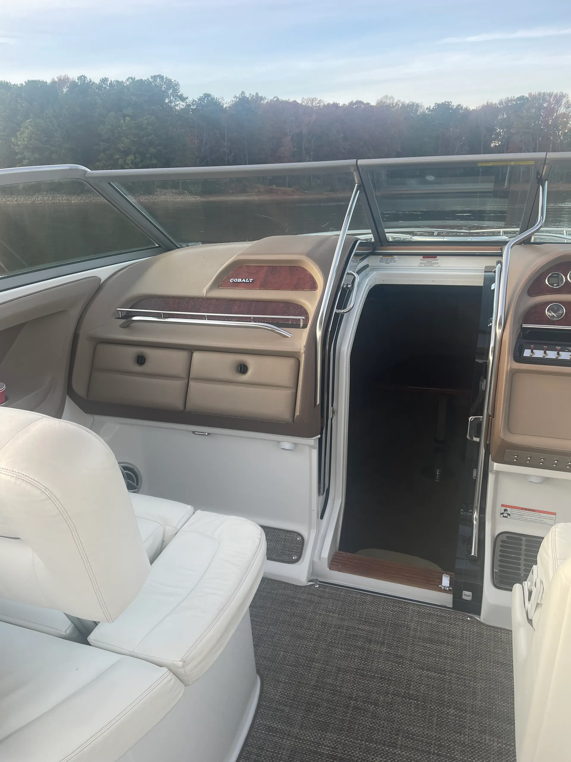 Romantic Cobalt Escape — 34’9” Cobalt 323 on Lake Murray