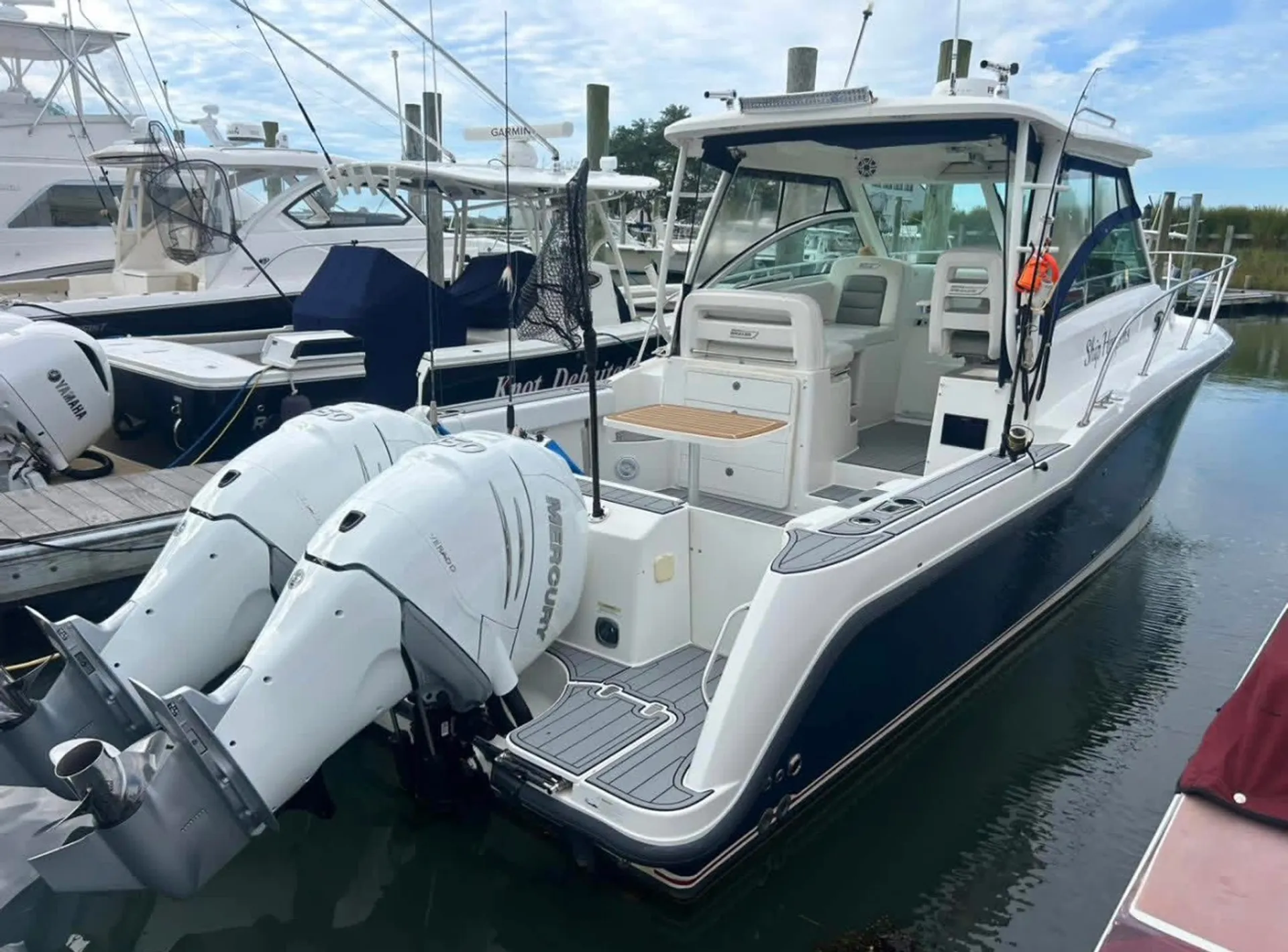 Boston Whaler 315 Conquest w/2-300CXL DTS Verado in Southold, NY