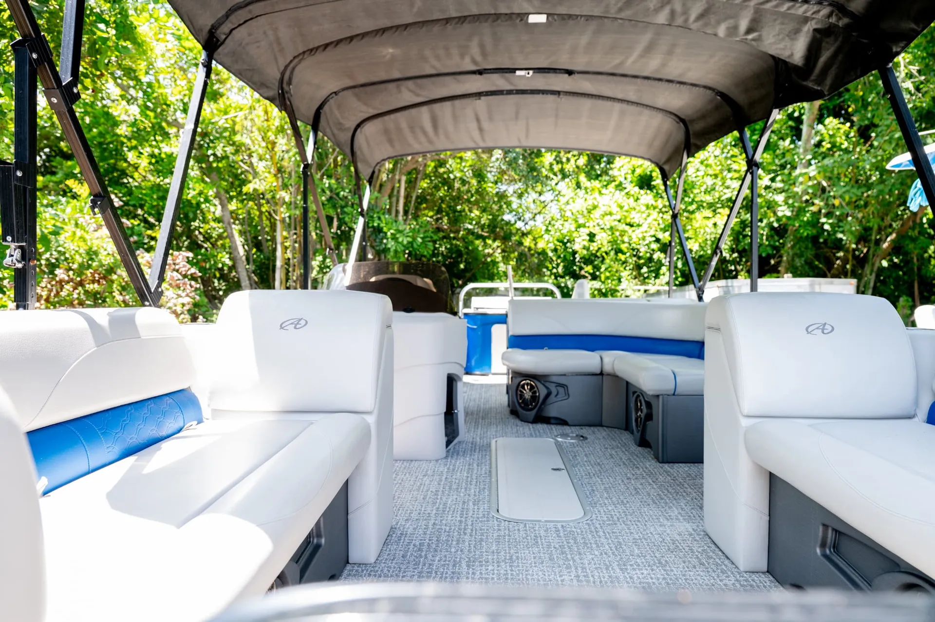 AVALON PONTOONS 25' CATALINA REAR FISH in Sarasota, FL — photo 6