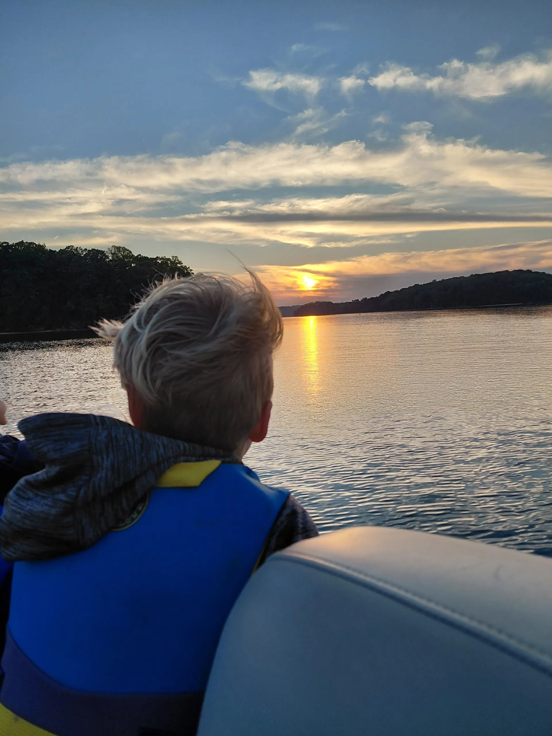 Sylvan Mirage LZ Pontoon