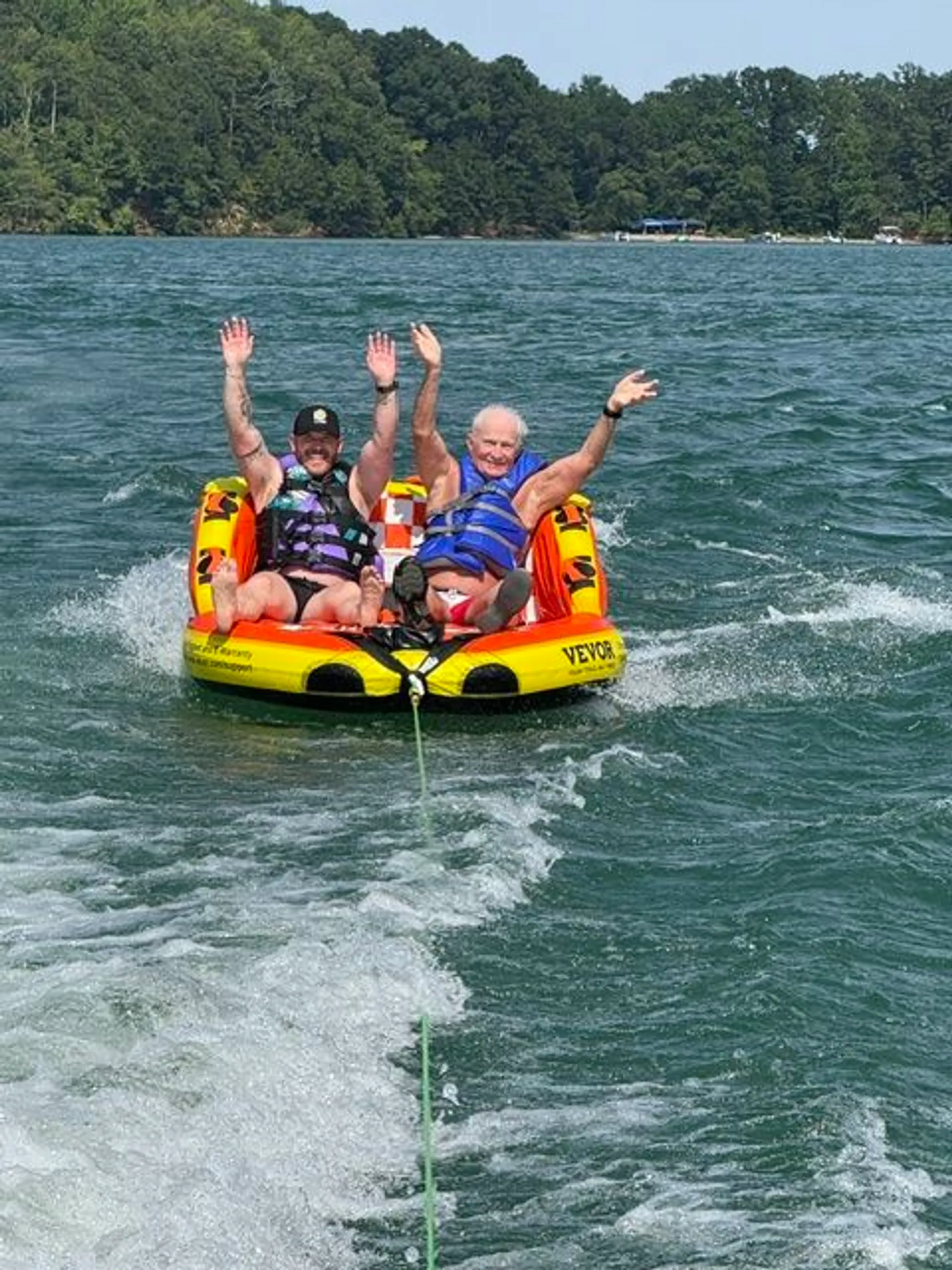 Sylvan Mirage LZ Pontoon