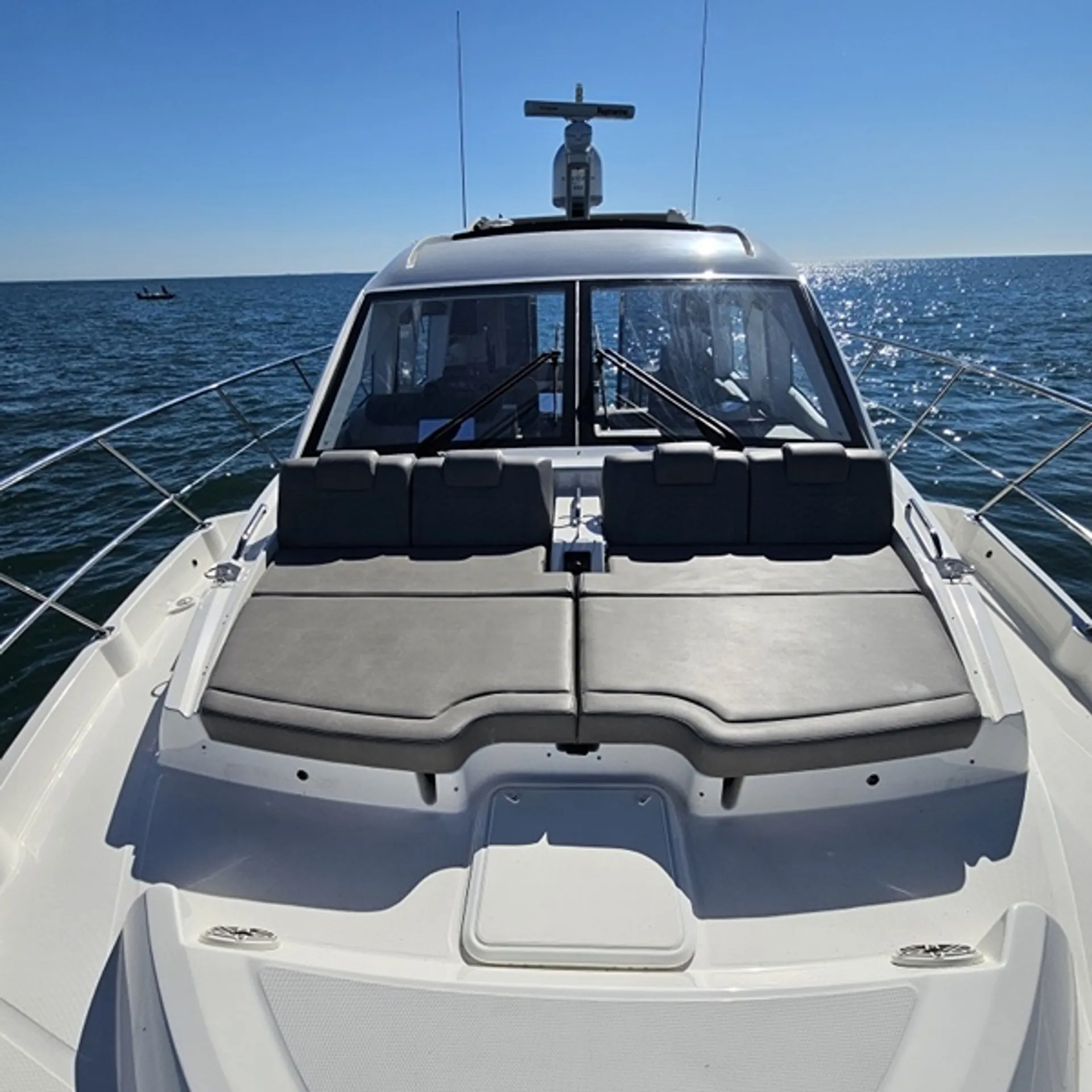 SEA RAY BOATS SUNDANCER 520 in Fort Pierce, FL — photo 6