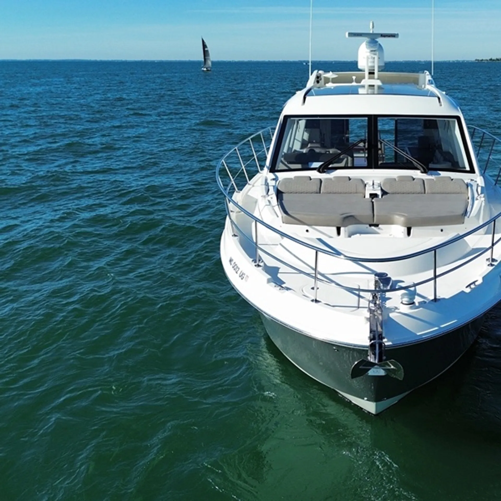 SEA RAY BOATS SUNDANCER 520 in Fort Pierce, FL — photo 2