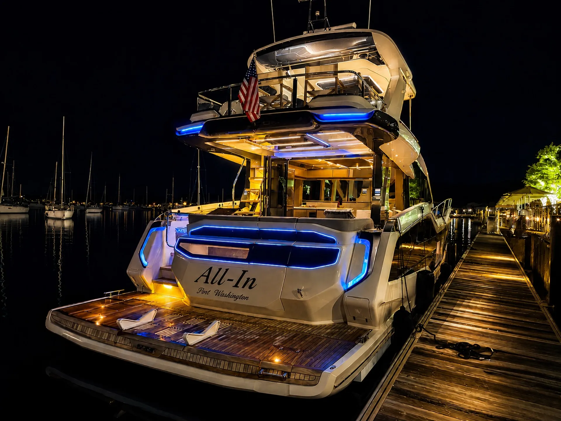 Galeon 560 Fly in Port Washington, NY — photo 5