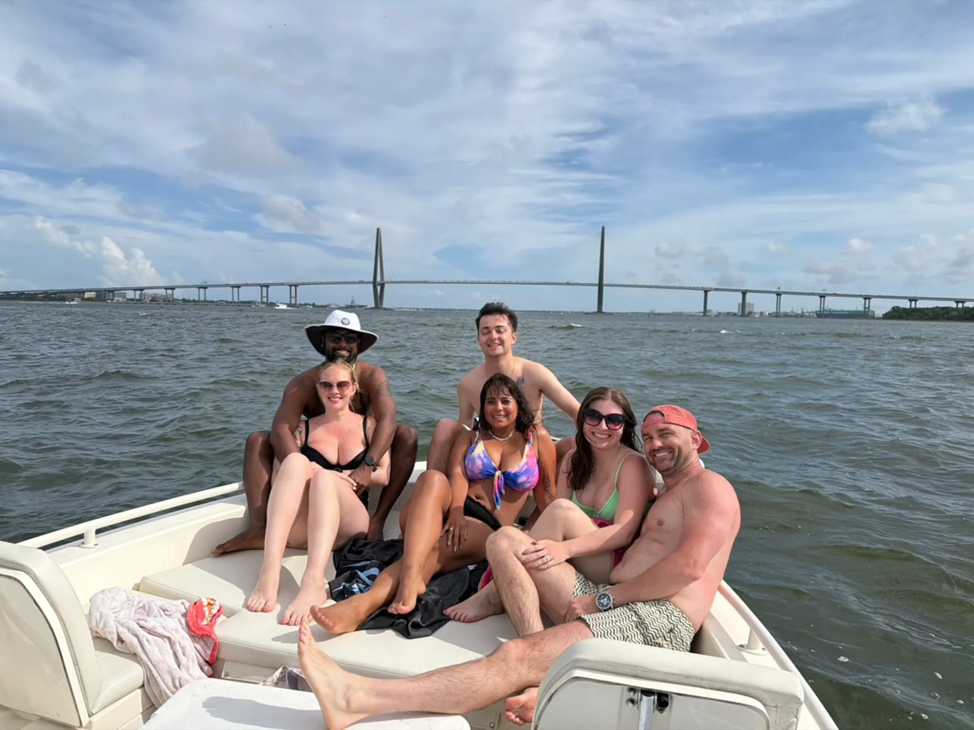 Pathfinder Boats 2600 HPS w/F300XCA Yamaha in Charleston, SC