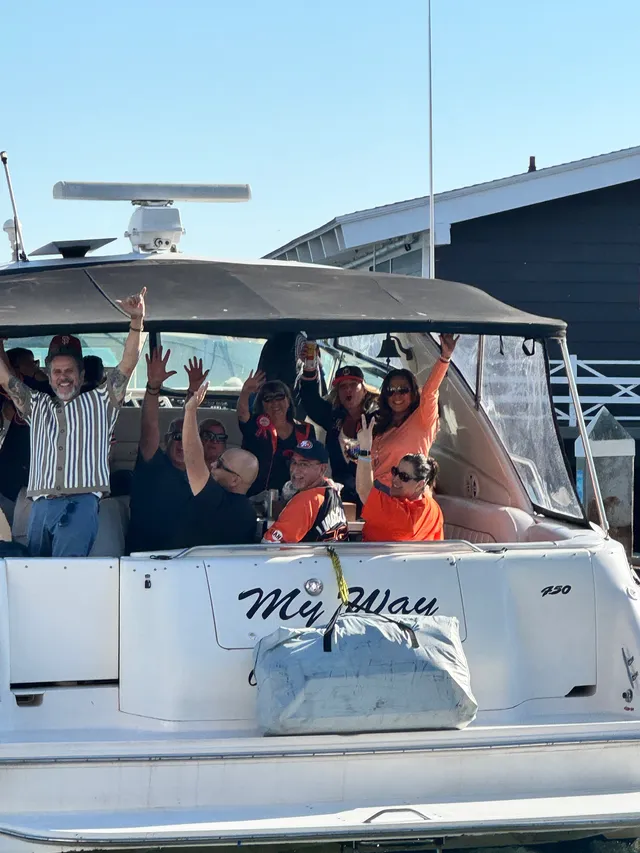 Rent a Sea Ray Boats motor yacht in Oakland, CA near me
