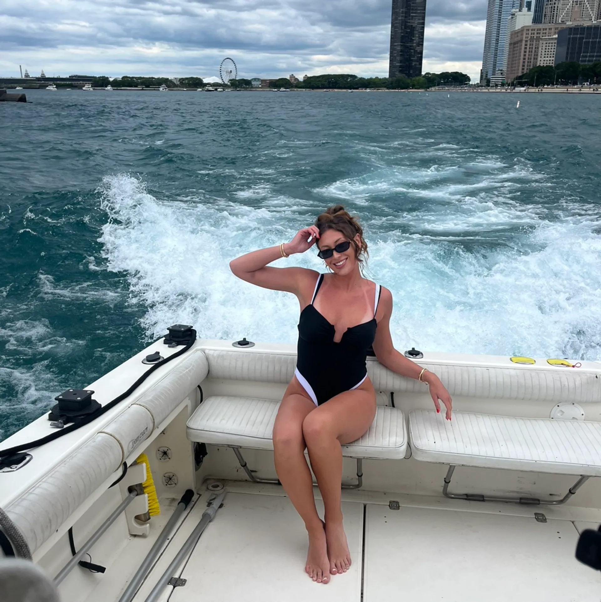 Luxury Boat With the Amenities Down Below and a Great Party Boat  