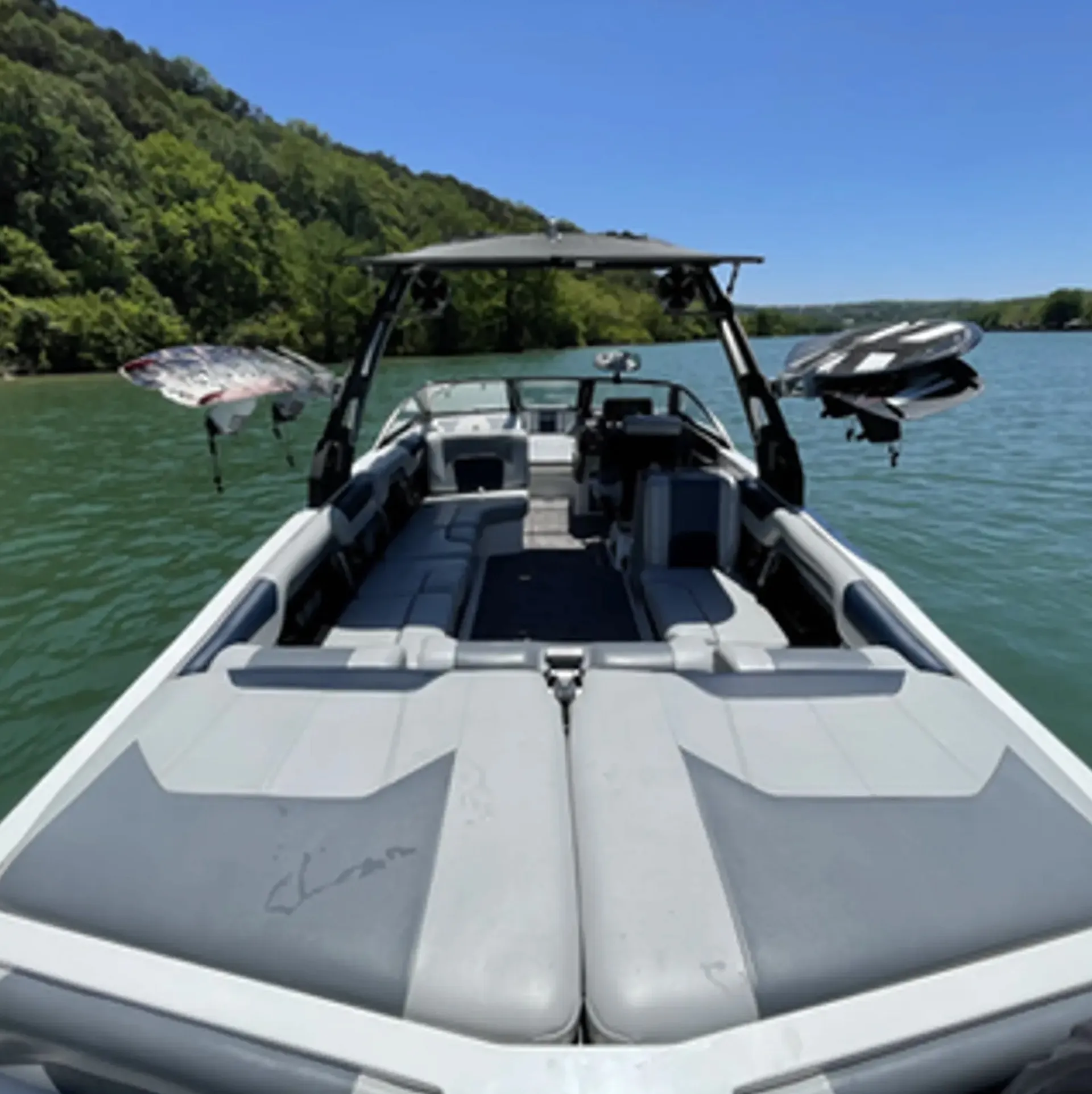 MALIBU BOATS WAKESETTER 25 LSV in Austin, TX — photo 2