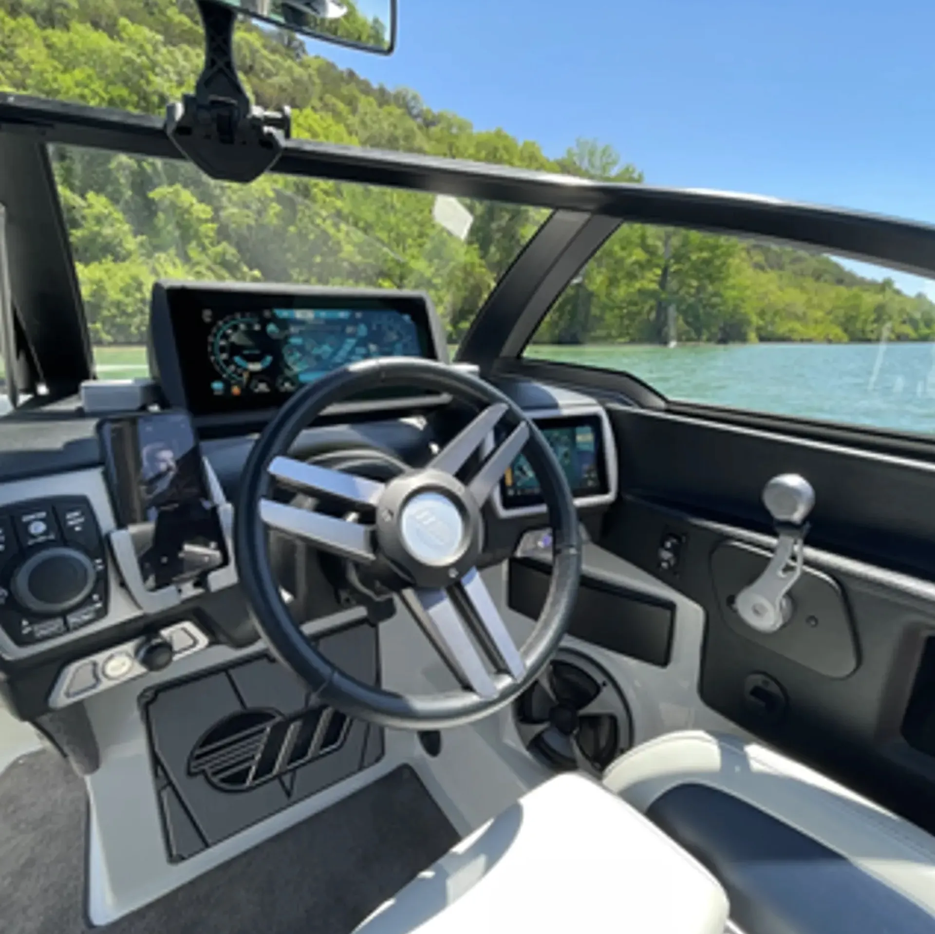 MALIBU BOATS WAKESETTER 25 LSV in Austin, TX — photo 7