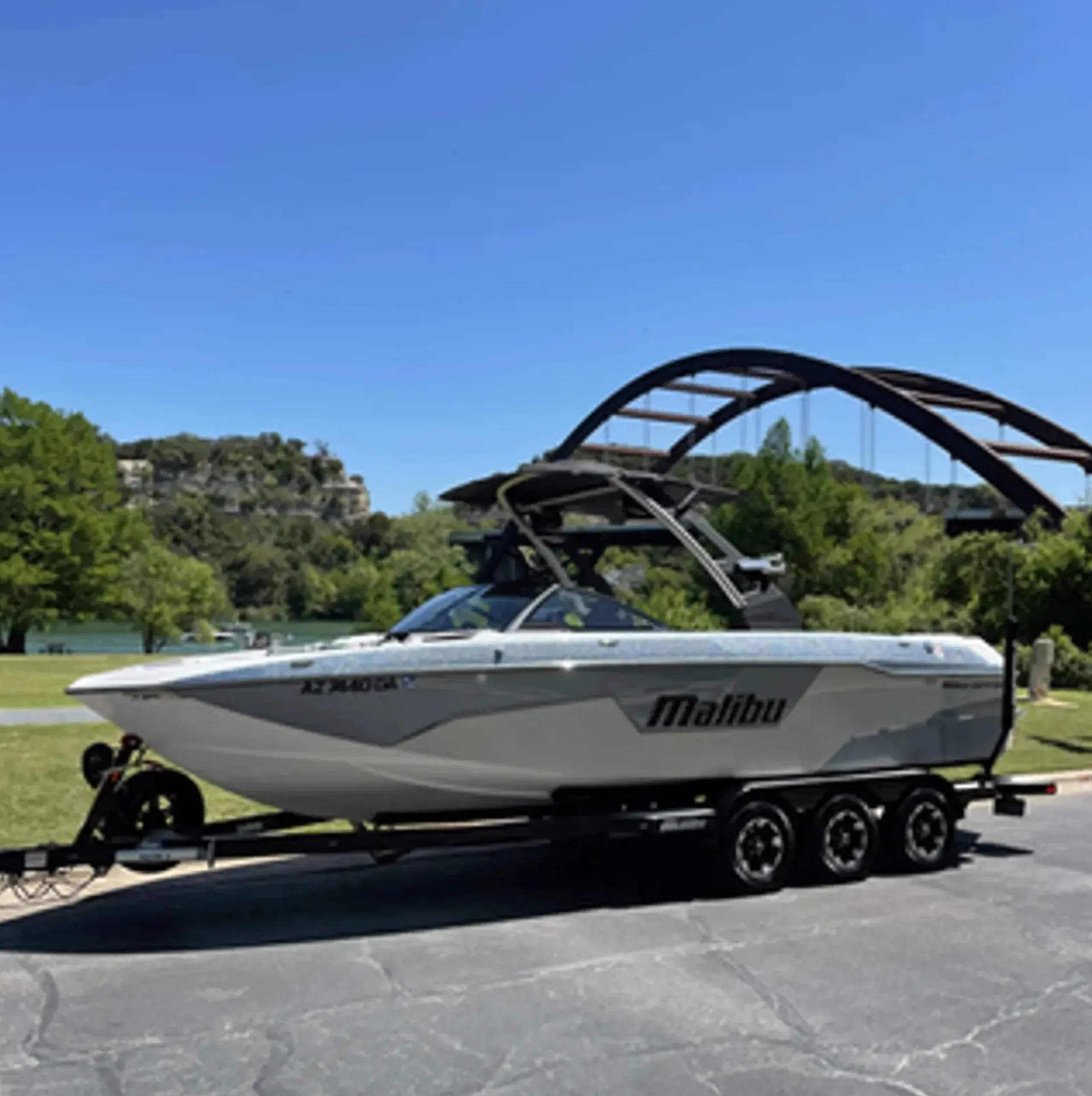 MALIBU BOATS WAKESETTER 25 LSV in Austin, TX — photo 9