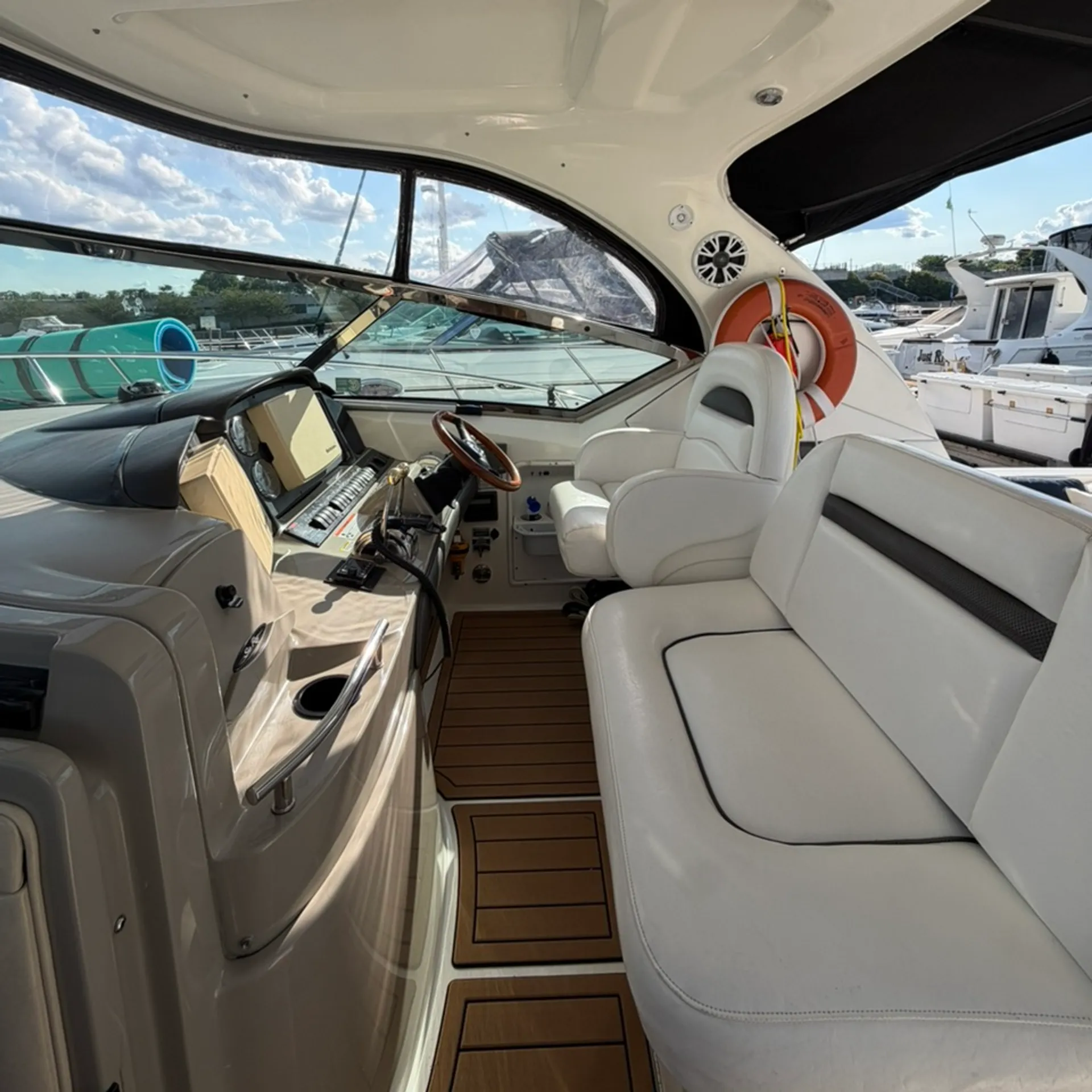 Sea Ray Boats Other in Chicago, IL — photo 7