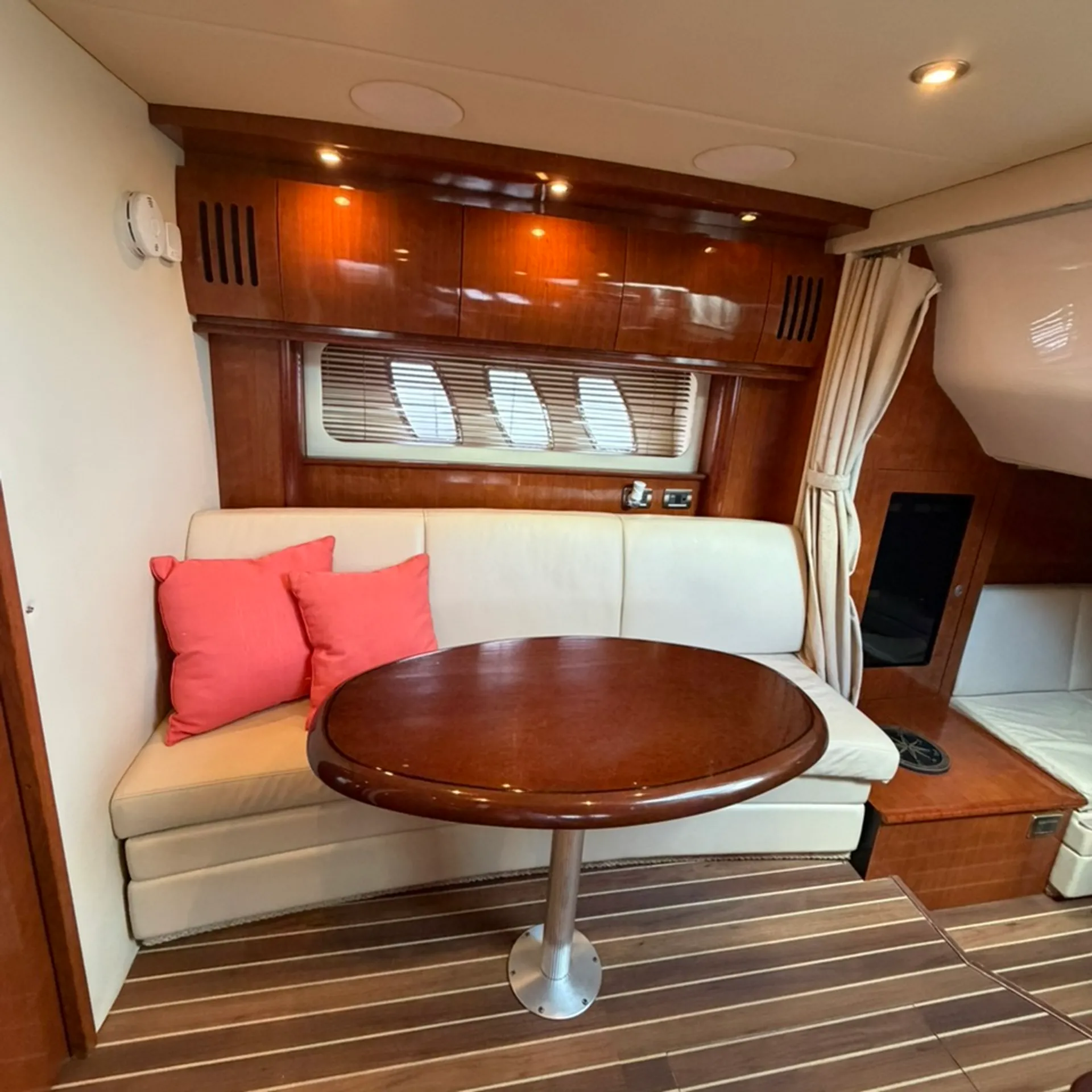 Sea Ray Boats Other in Chicago, IL — photo 9