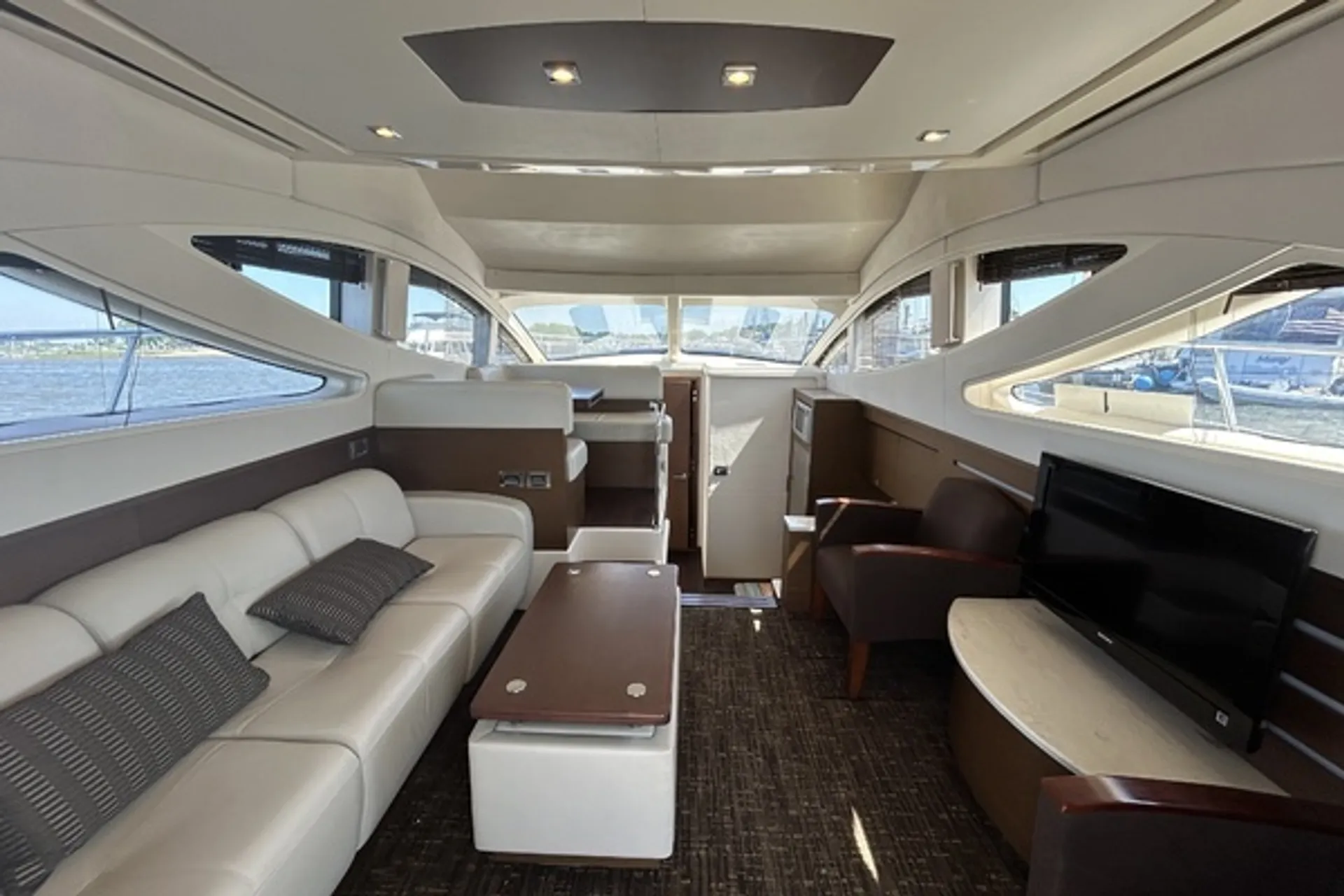 SEA RAY BOATS 450 SEDAN BRIDGE in Miami, FL — photo 6