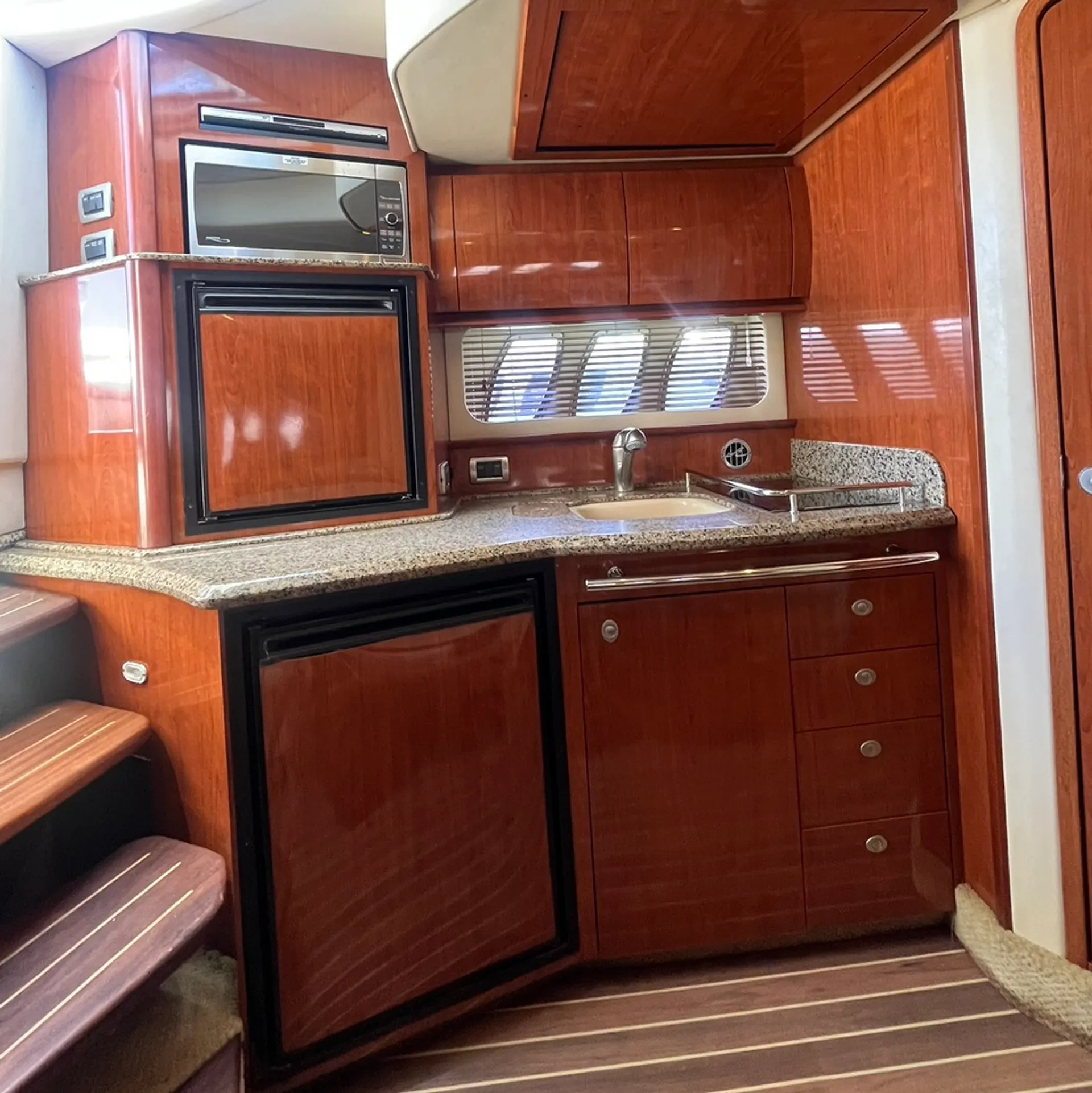 Sea Ray Boats Other in Chicago, IL — photo 8