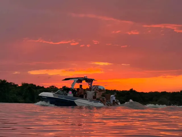 Rent a ski and wakeboard in Kingsland, TX near me