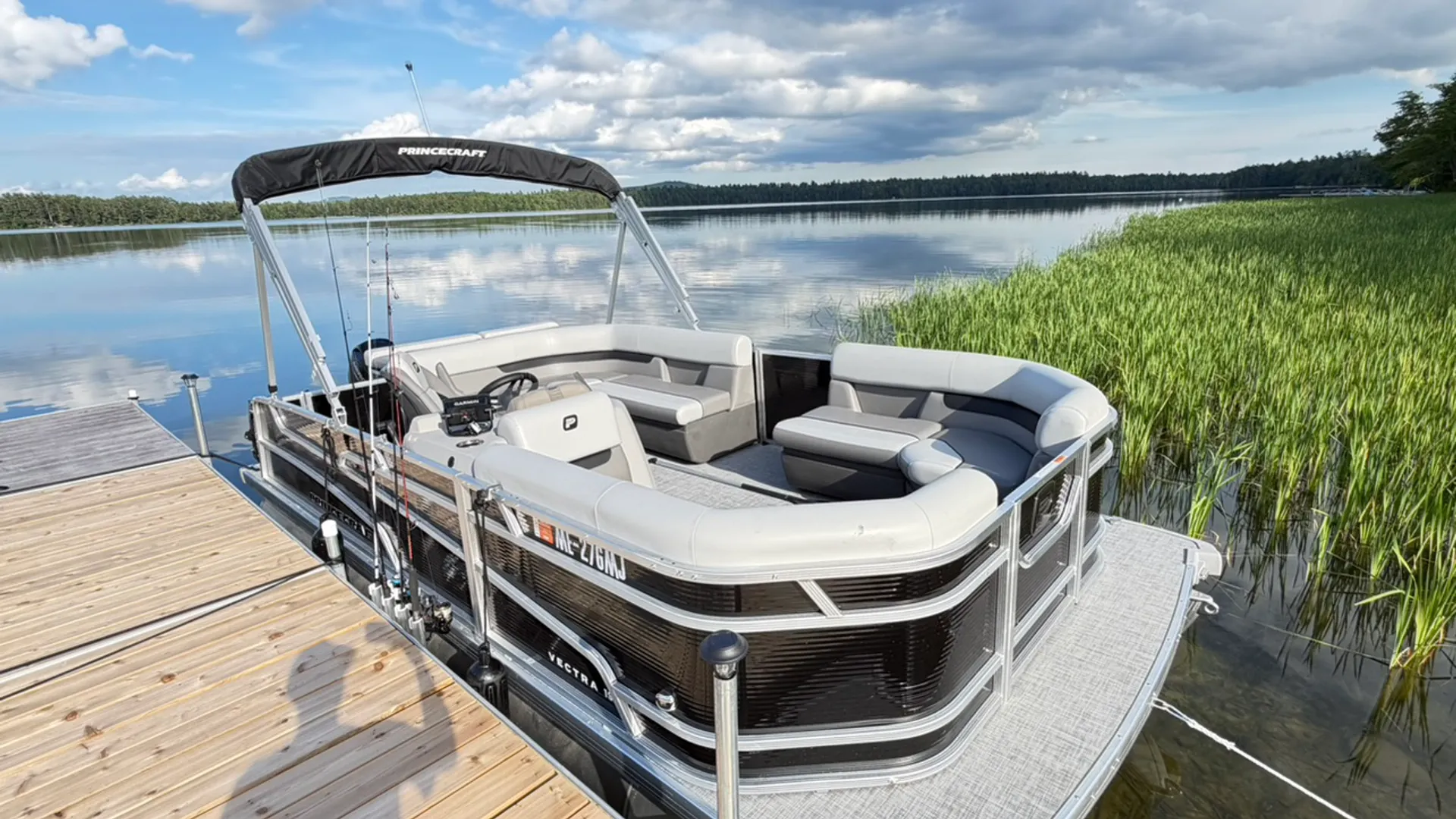 Sunny Isle Pontoon — Relax & Explore