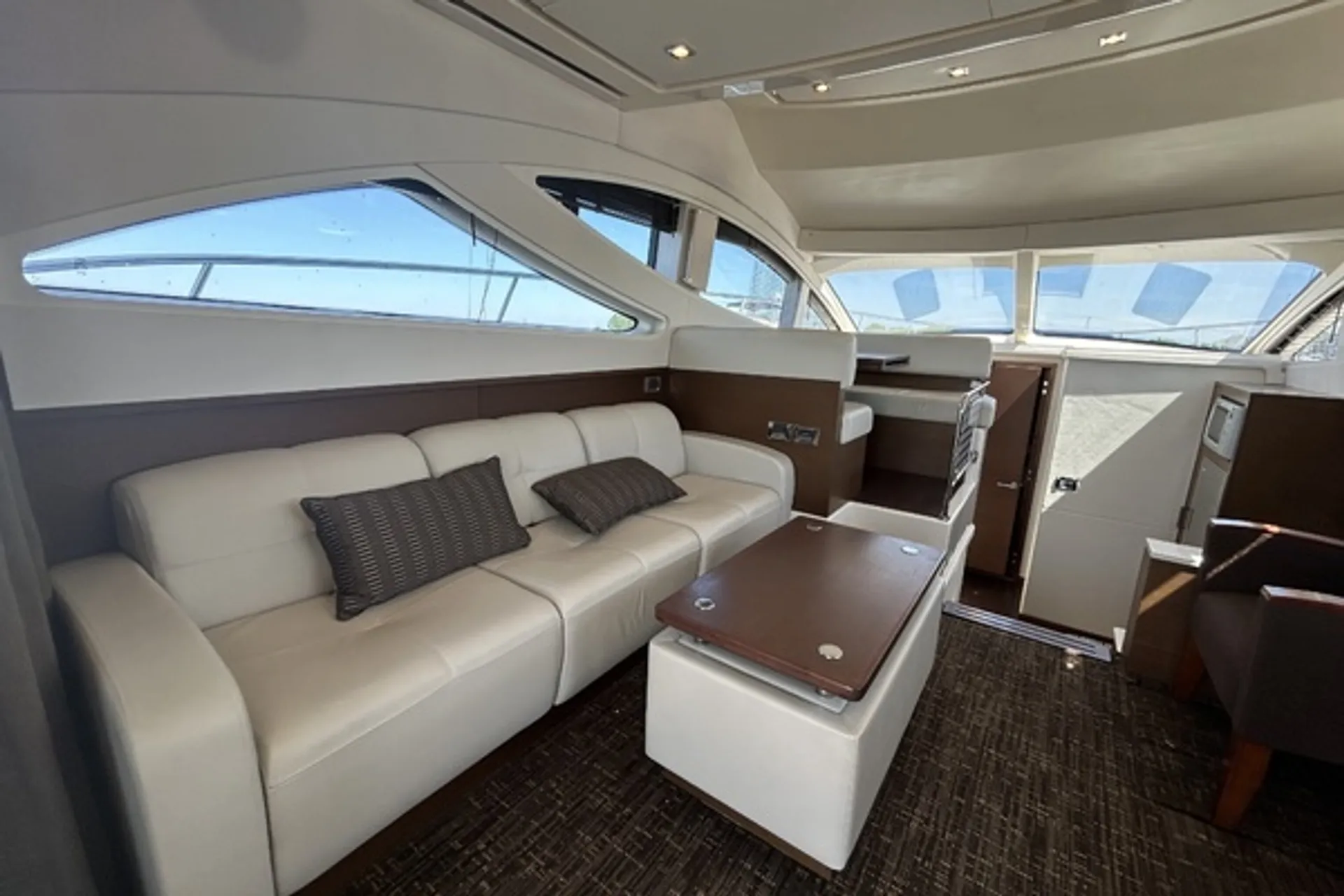 SEA RAY BOATS 450 SEDAN BRIDGE in Miami, FL — photo 8