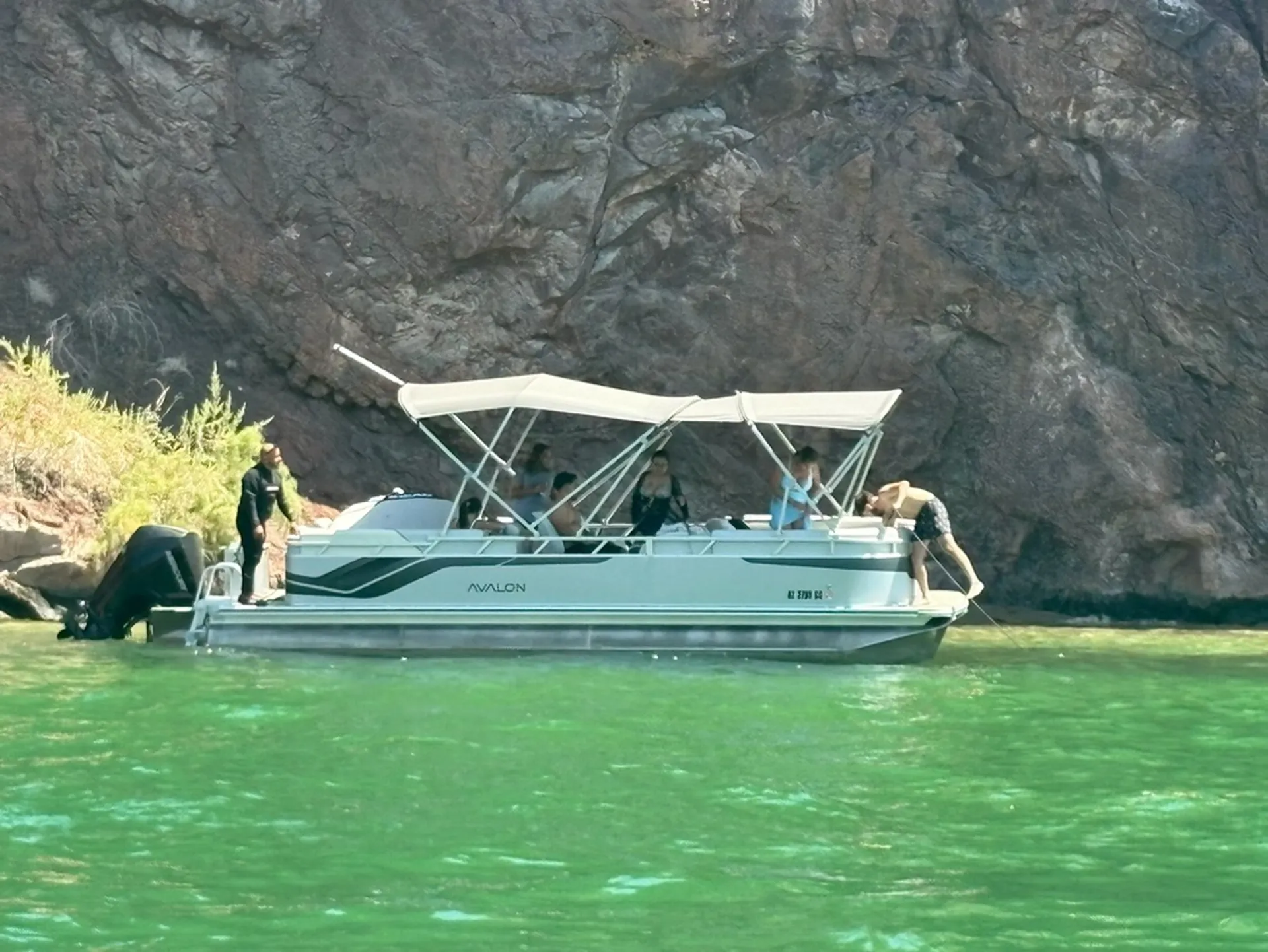 AVALON PONTOONS VENTURE 85 QUAD LOUNGE 2585 QL in Lake Havasu City, AZ — photo 10