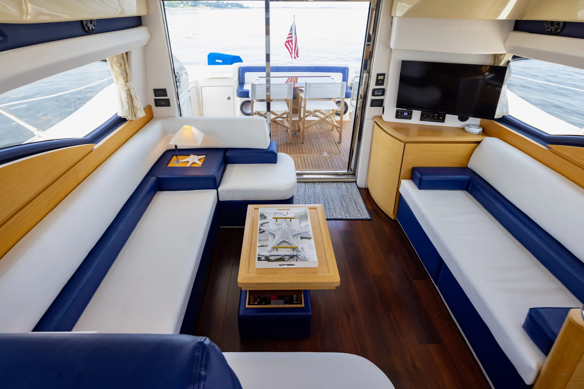 Azimut 43 fly in Port Washington, NY — photo 2