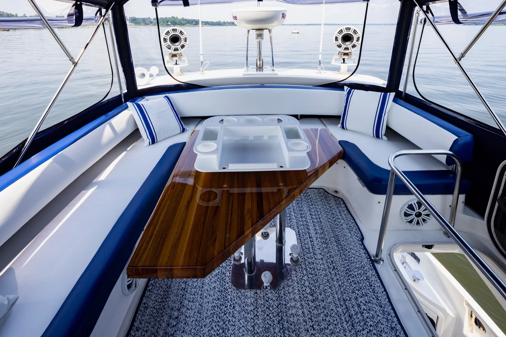 Azimut 43 fly in Port Washington, NY — photo 4