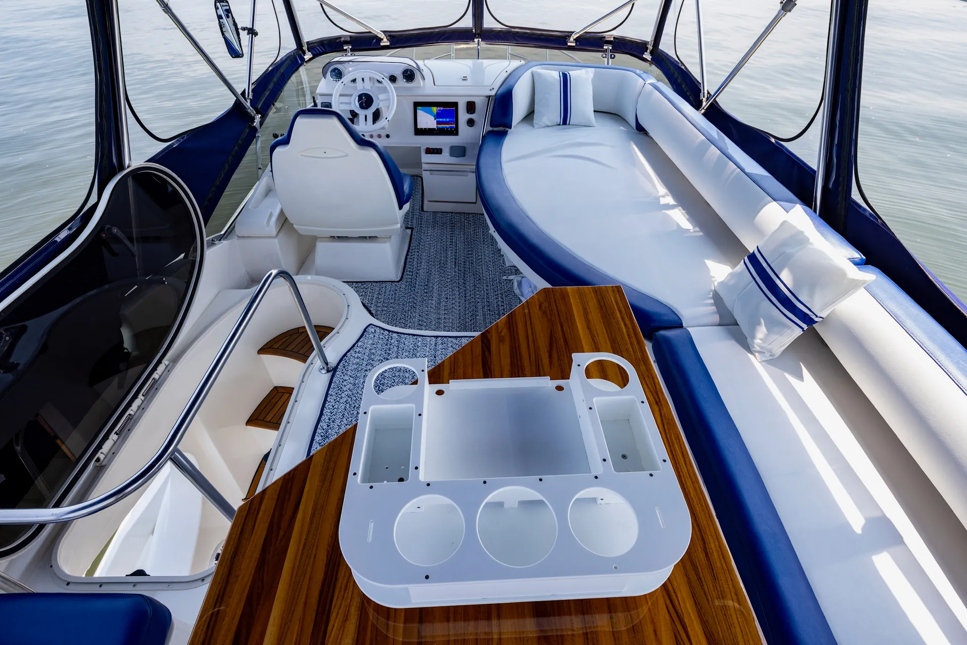 Azimut 43 fly in Port Washington, NY — photo 6
