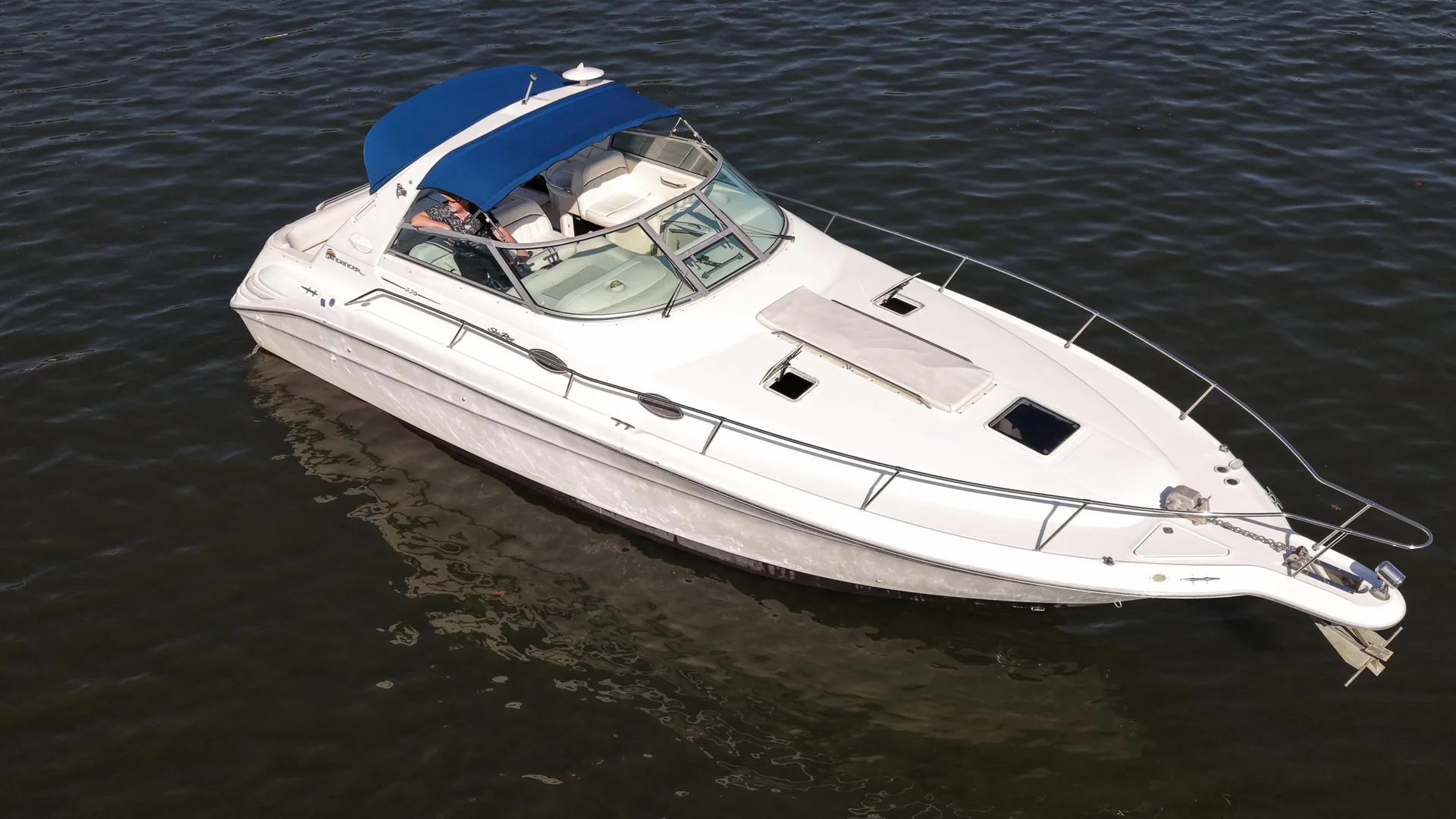 Sea Ray Boats 330 Sundancer in Lake Ozark, MO