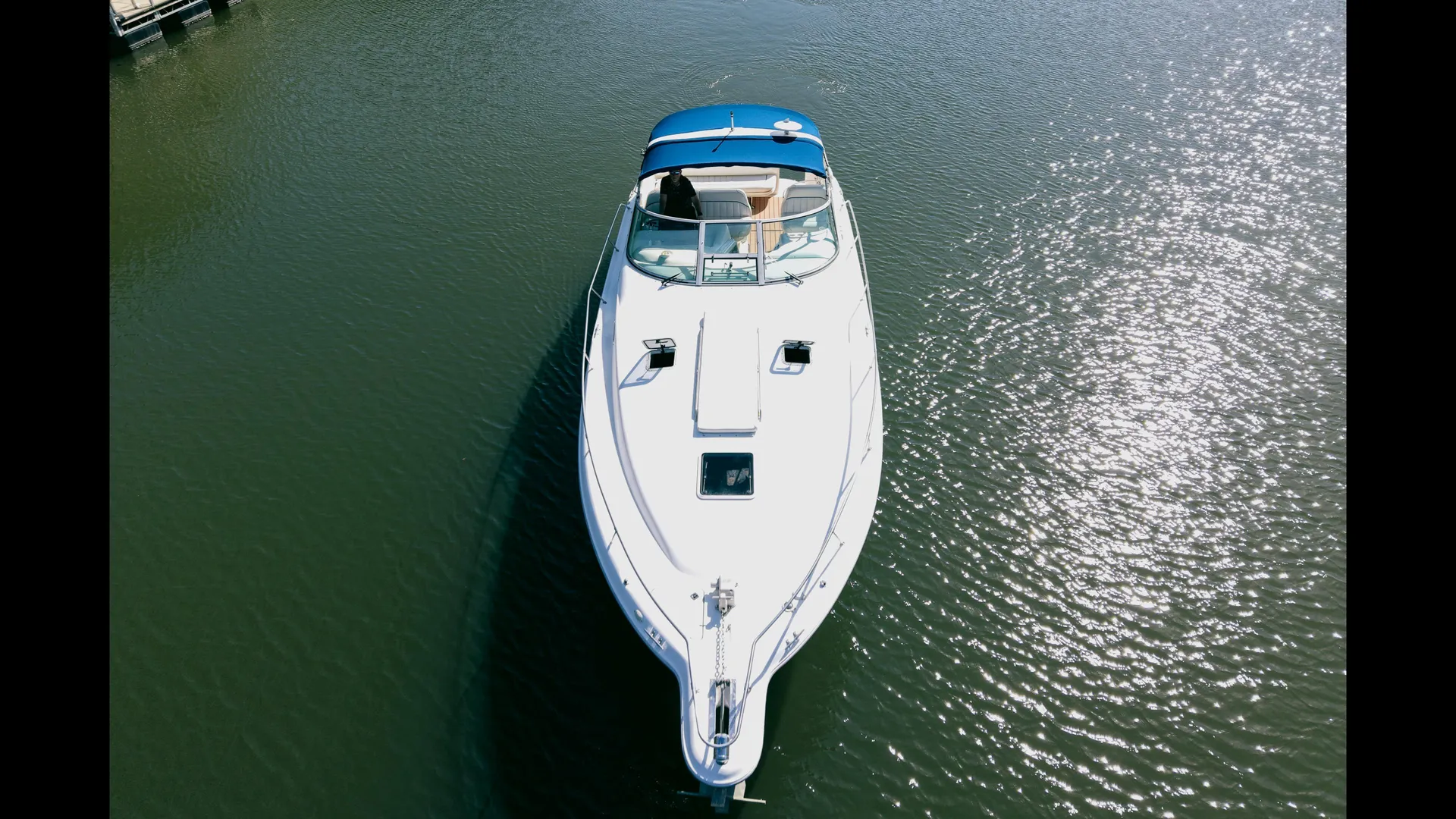 Sea Ray Boats 330 Sundancer in Lake Ozark, MO — photo 5