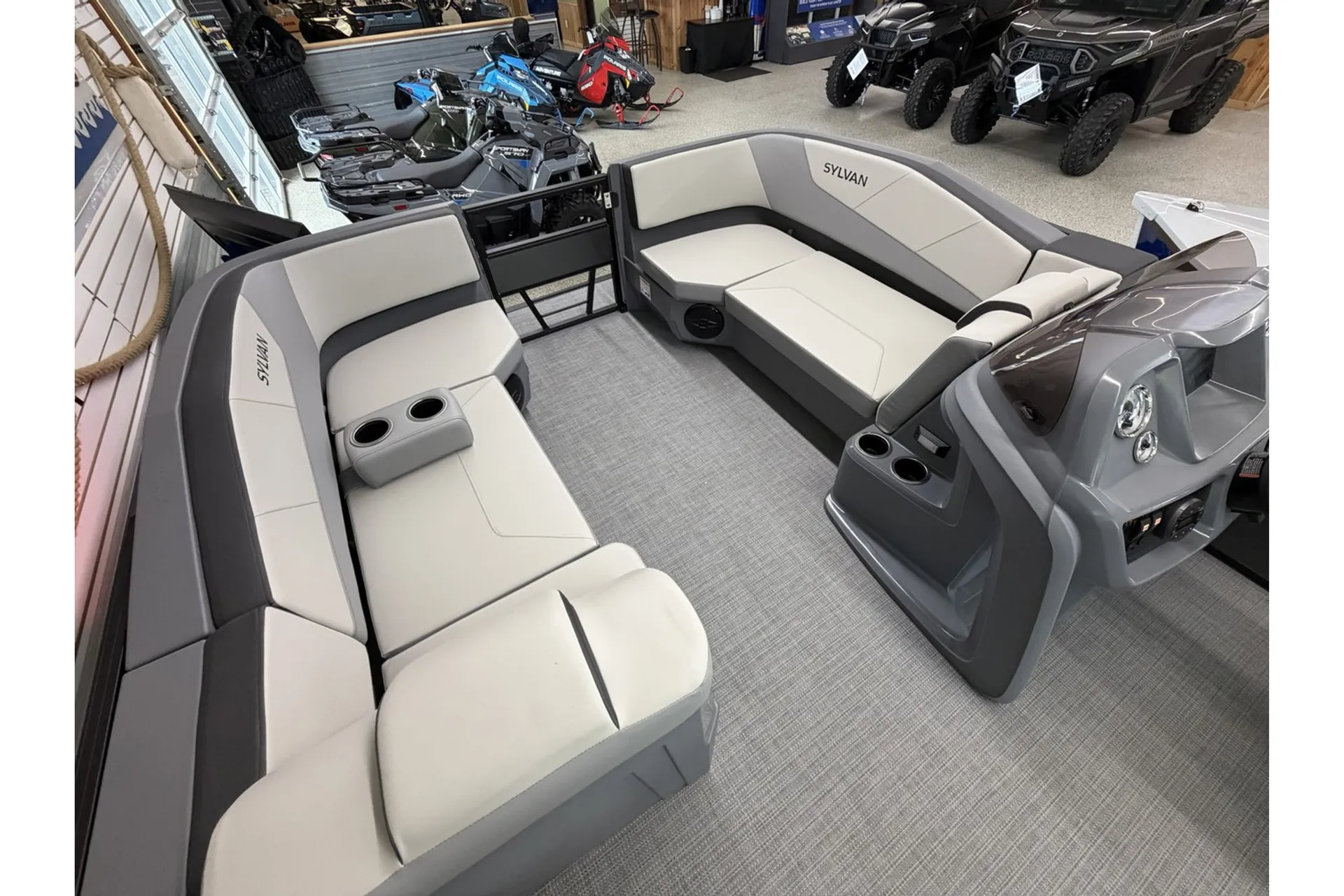 SYLVAN MARINE A20 LZ DH in Wayzata, MN — photo 2