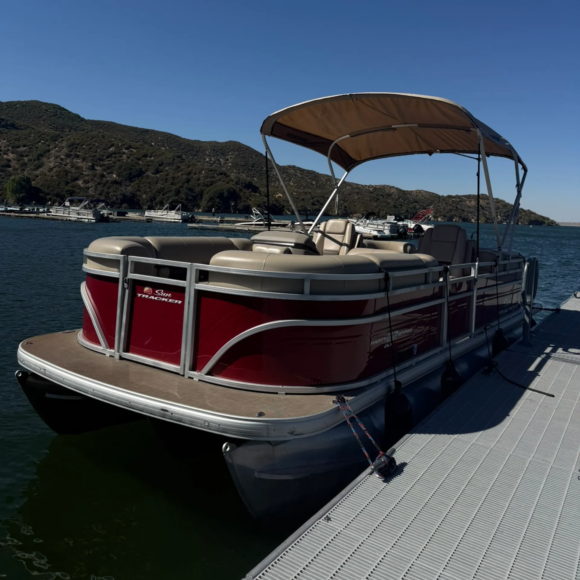 SUN TRACKER PARTY BARGE 22 XP3 in Perris, CA — photo 7