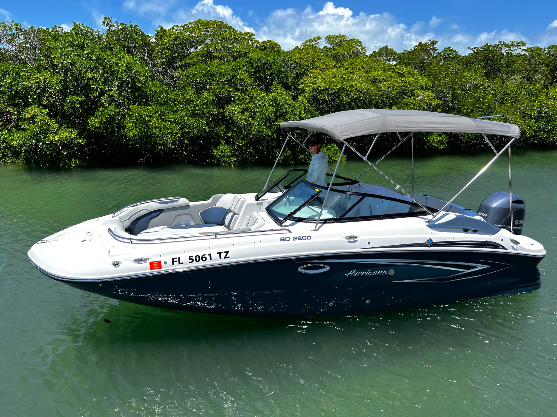 HURRICANE BOATS SD 217 W/F200XA in Key West, FL — photo 4