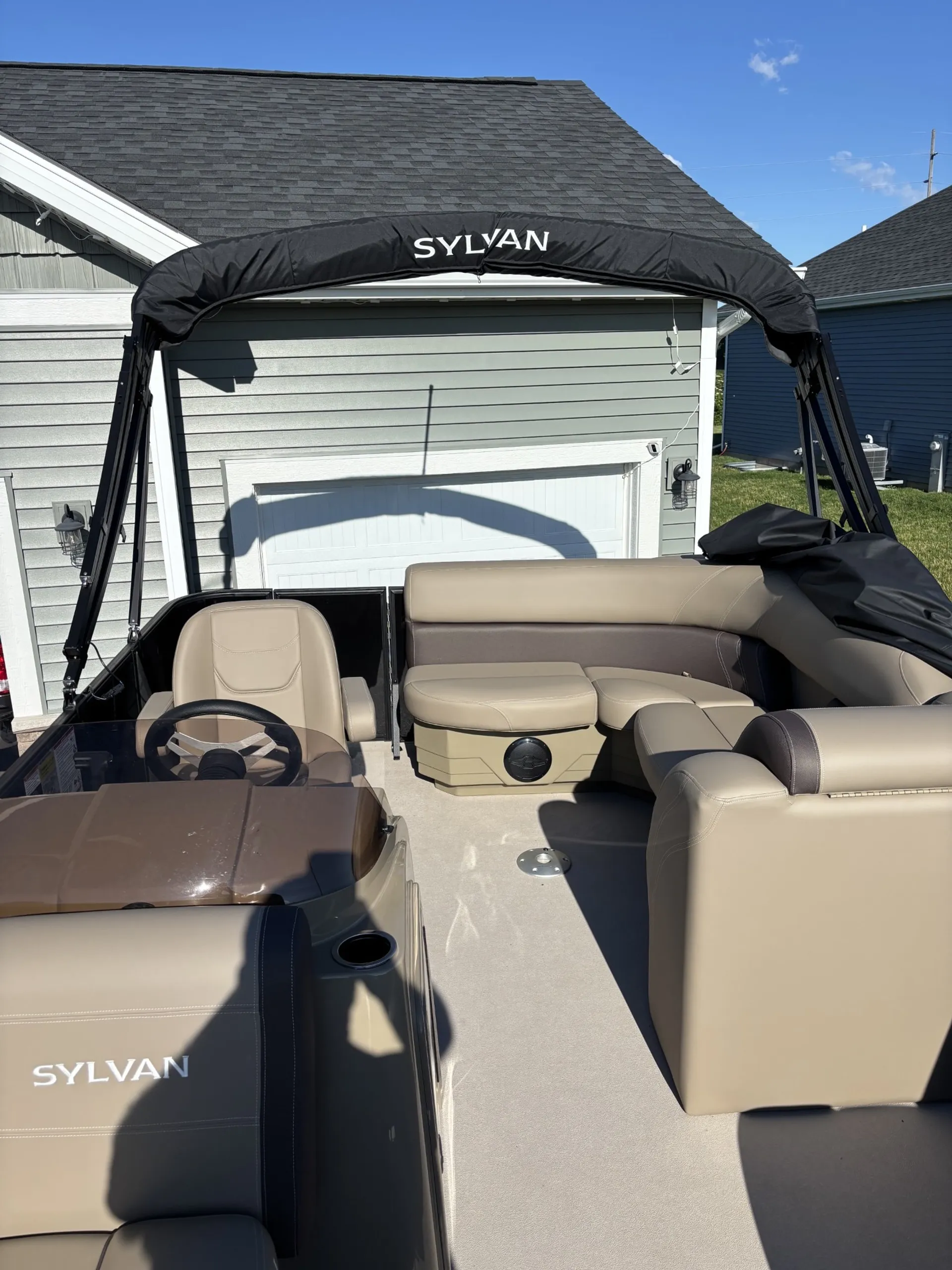 SYLVAN MARINE 818 MIRAGE CRUISE in Beloit, WI — photo 5