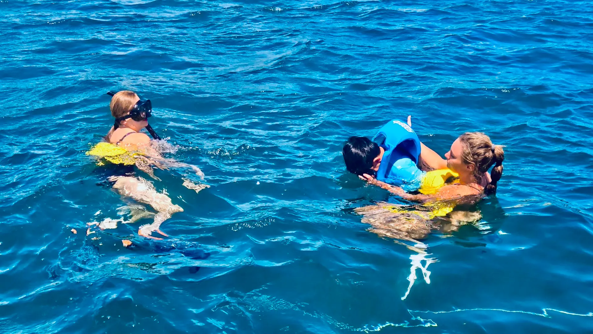 Personalized private sail on the Island Magic Catamaran 