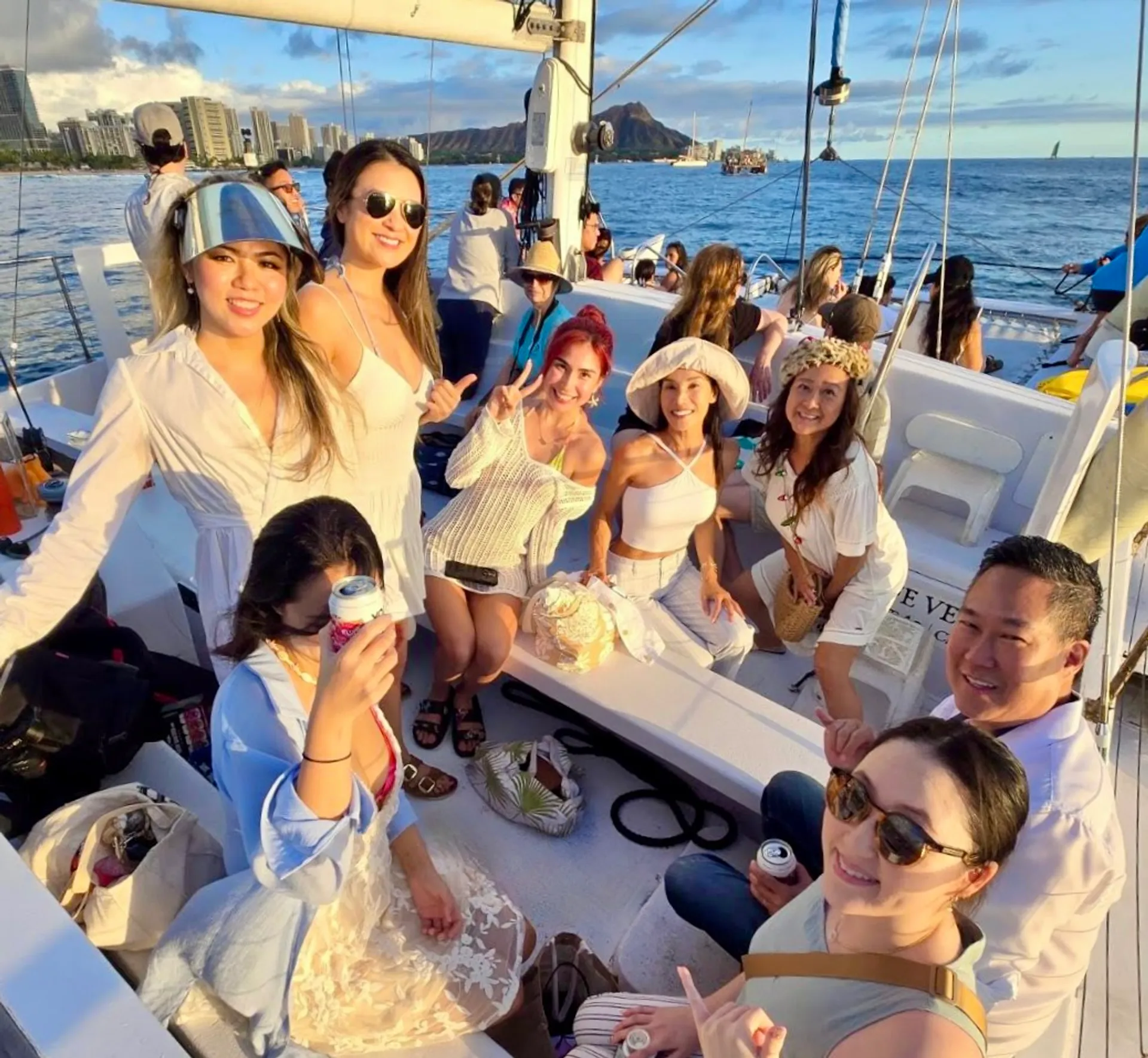 Personalized private sail on the Island Magic Catamaran 