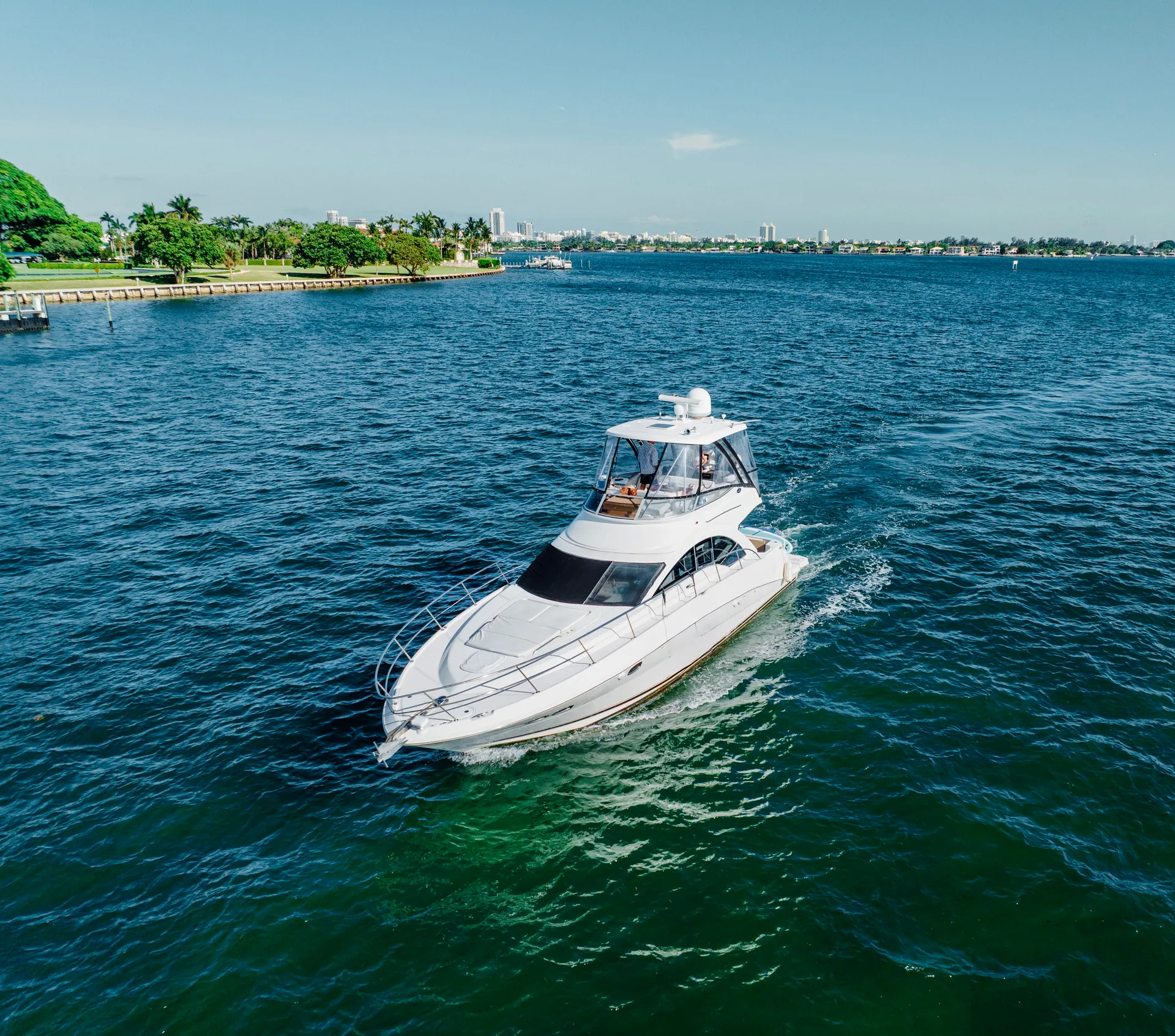 Sea Ray Boats 470 Sedan Bridge in Miami Beach, FL — photo 3
