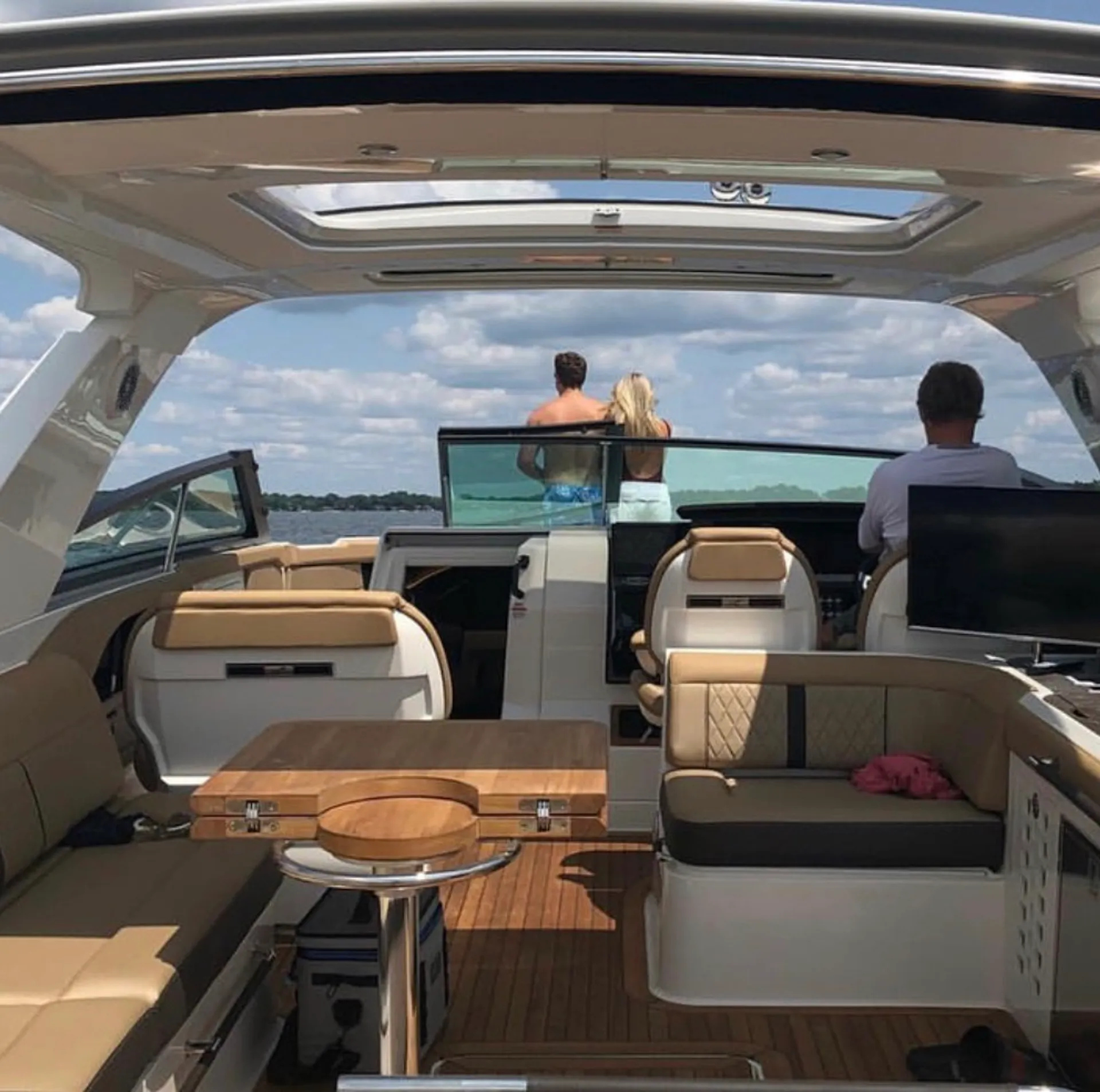 SEA RAY BOATS SLX 400 in Washington, DC — photo 3