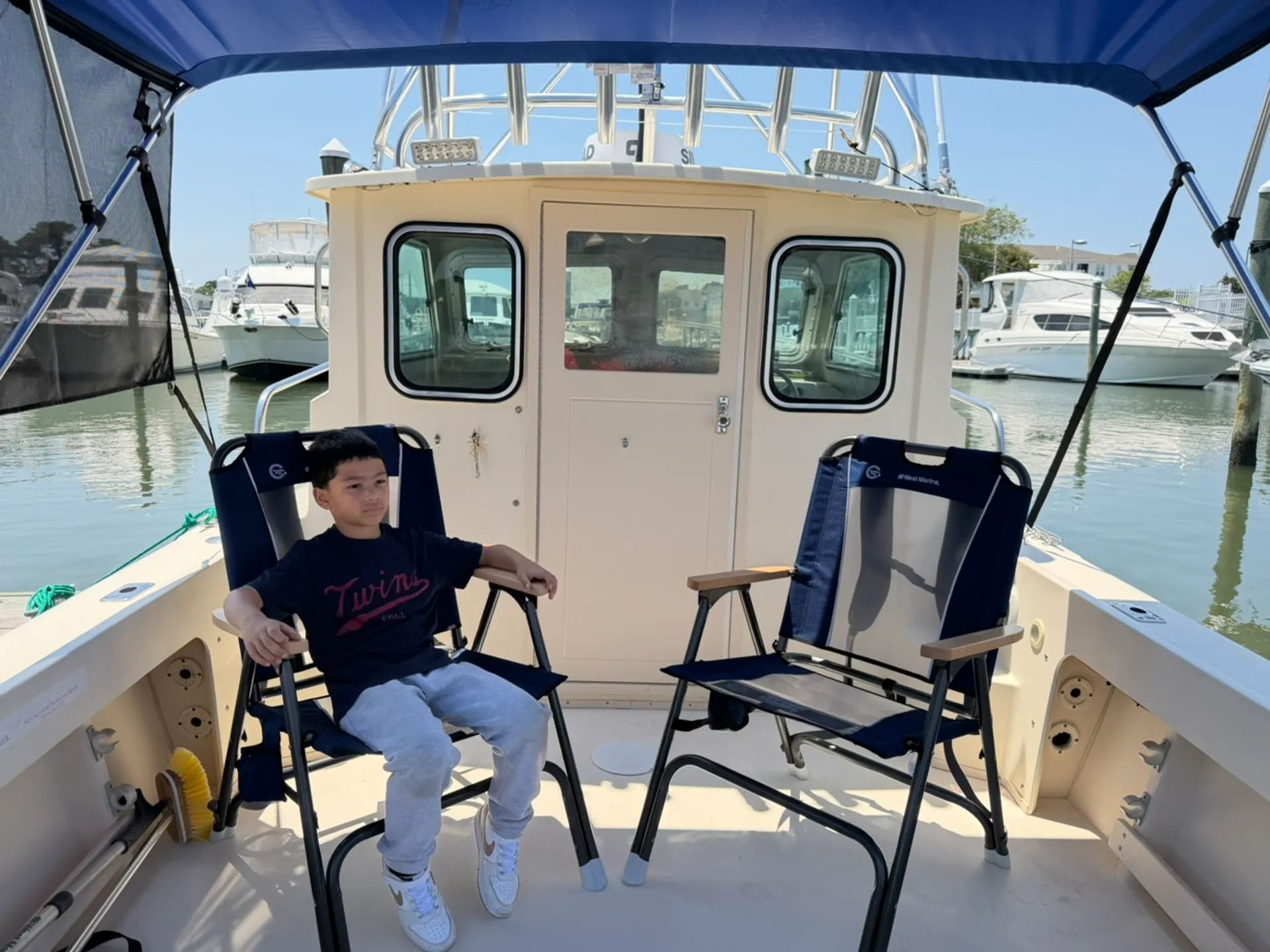23 Ft Parker pilot house / Cobia Tower