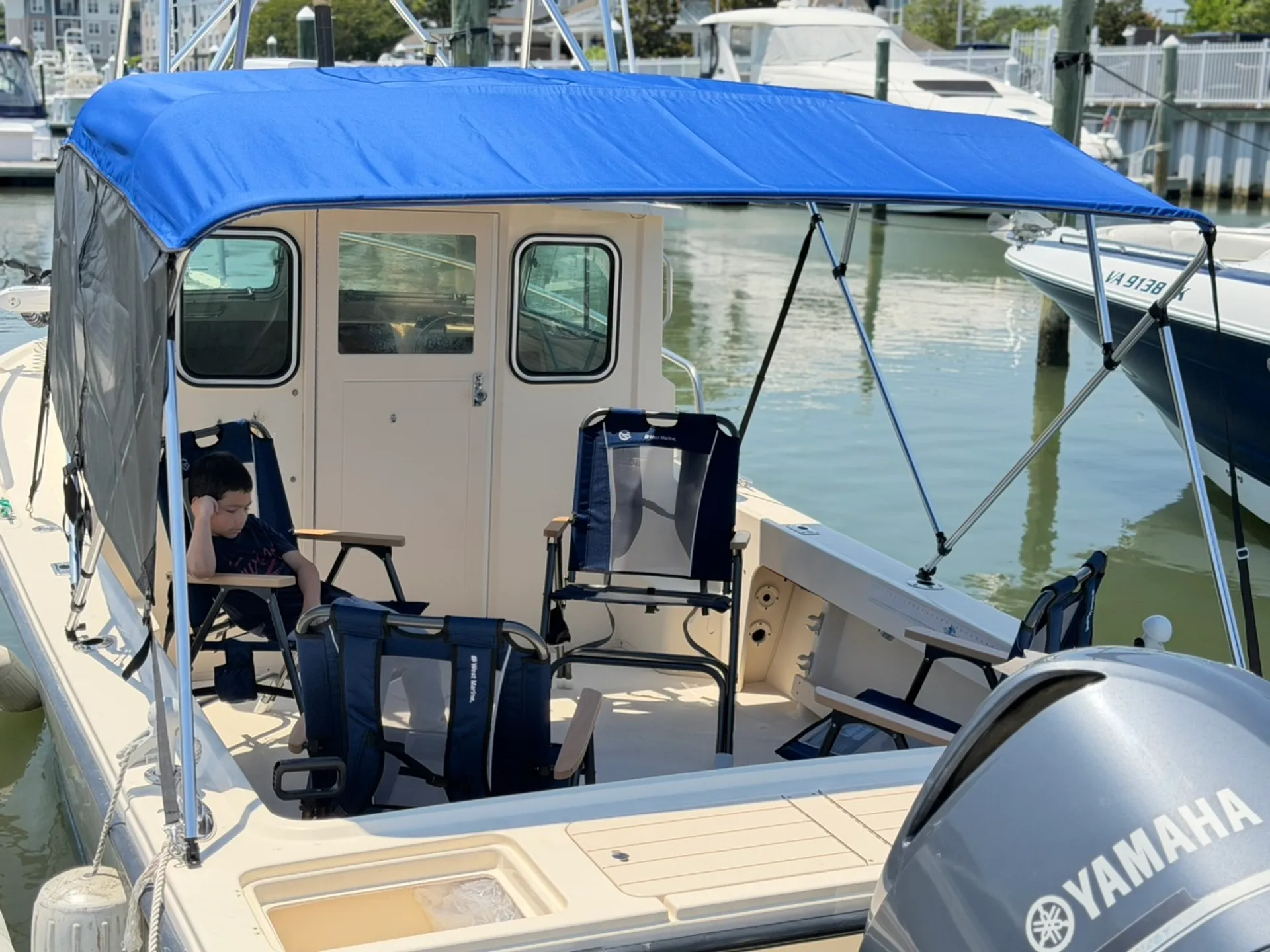 23 Ft Parker pilot house / Cobia Tower