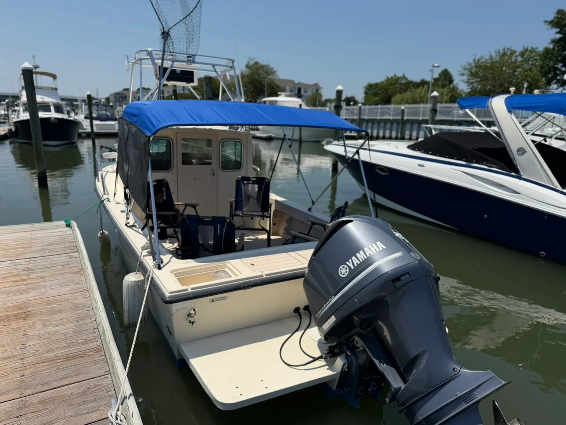 23 Ft Parker pilot house / Cobia Tower